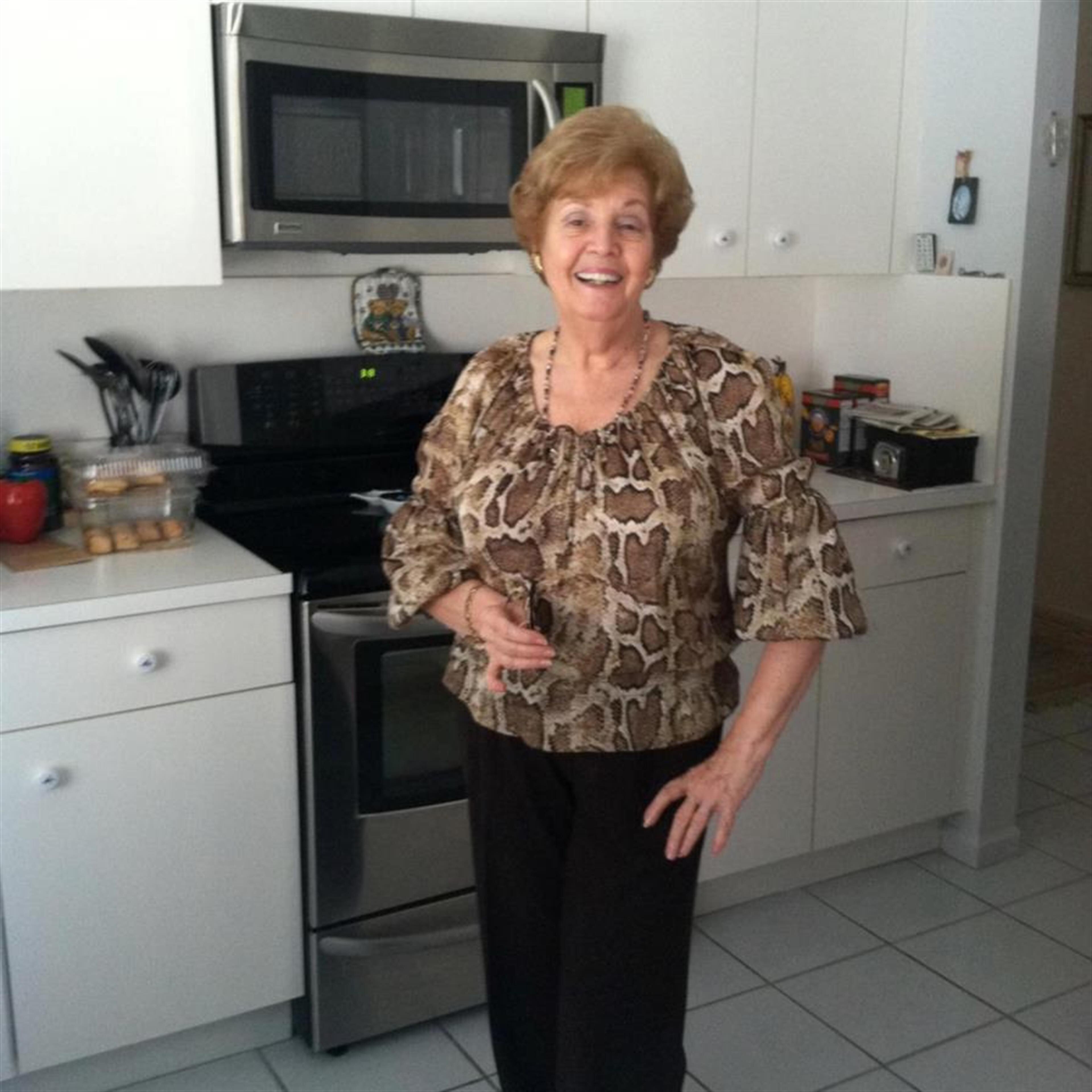 Rita R Baena