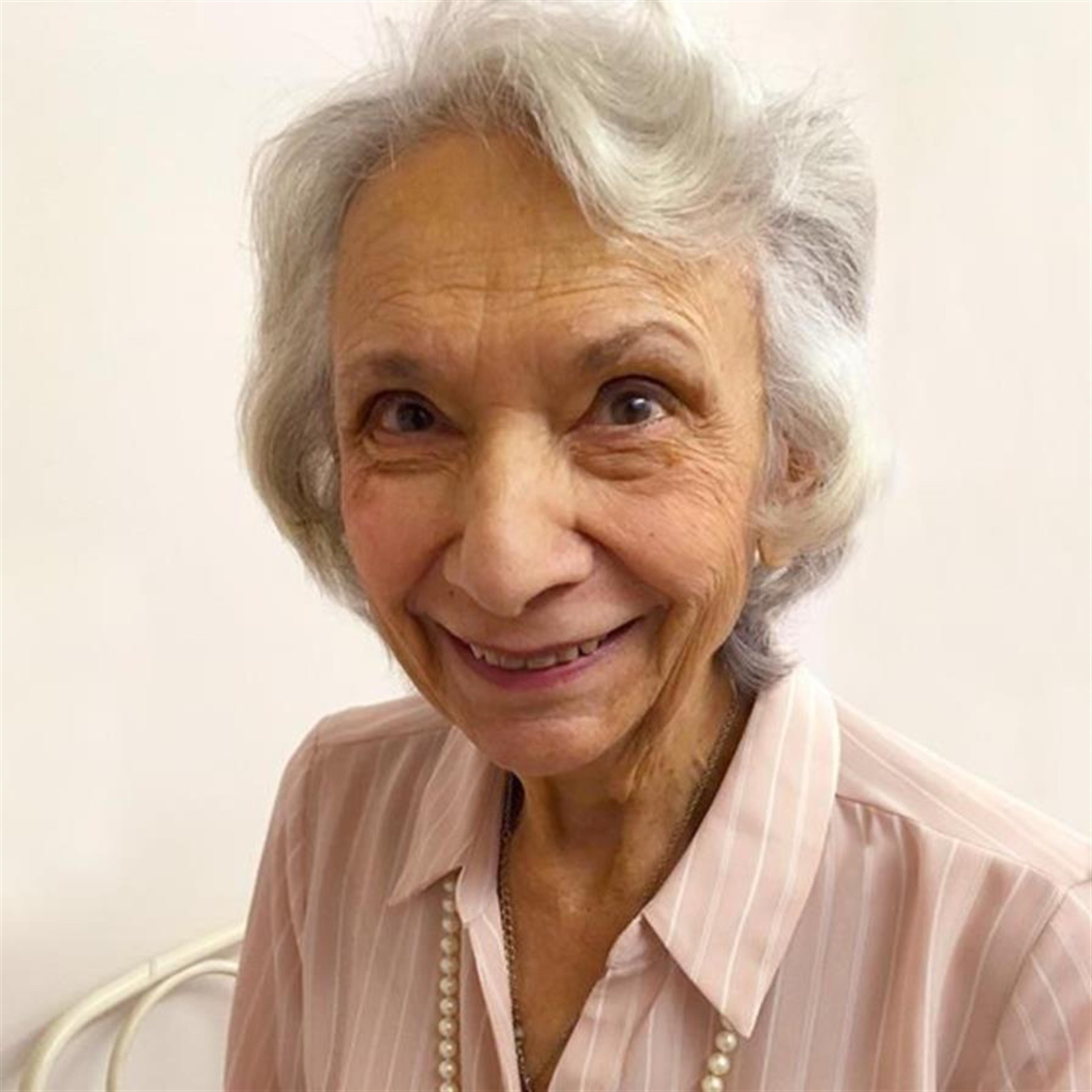 STELLA MALLAS KOUNELIS