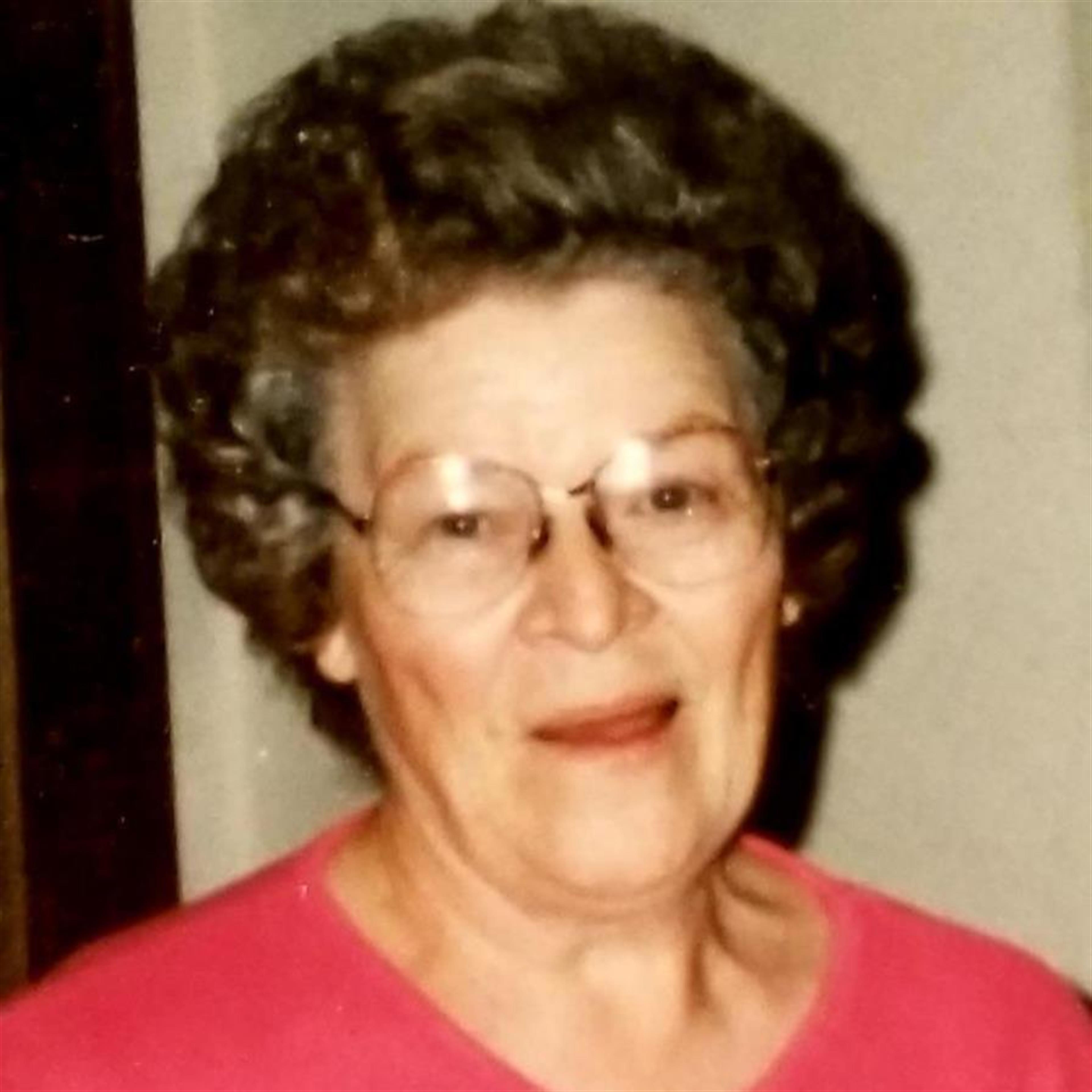 Margaret M Smokewood's obituary picture