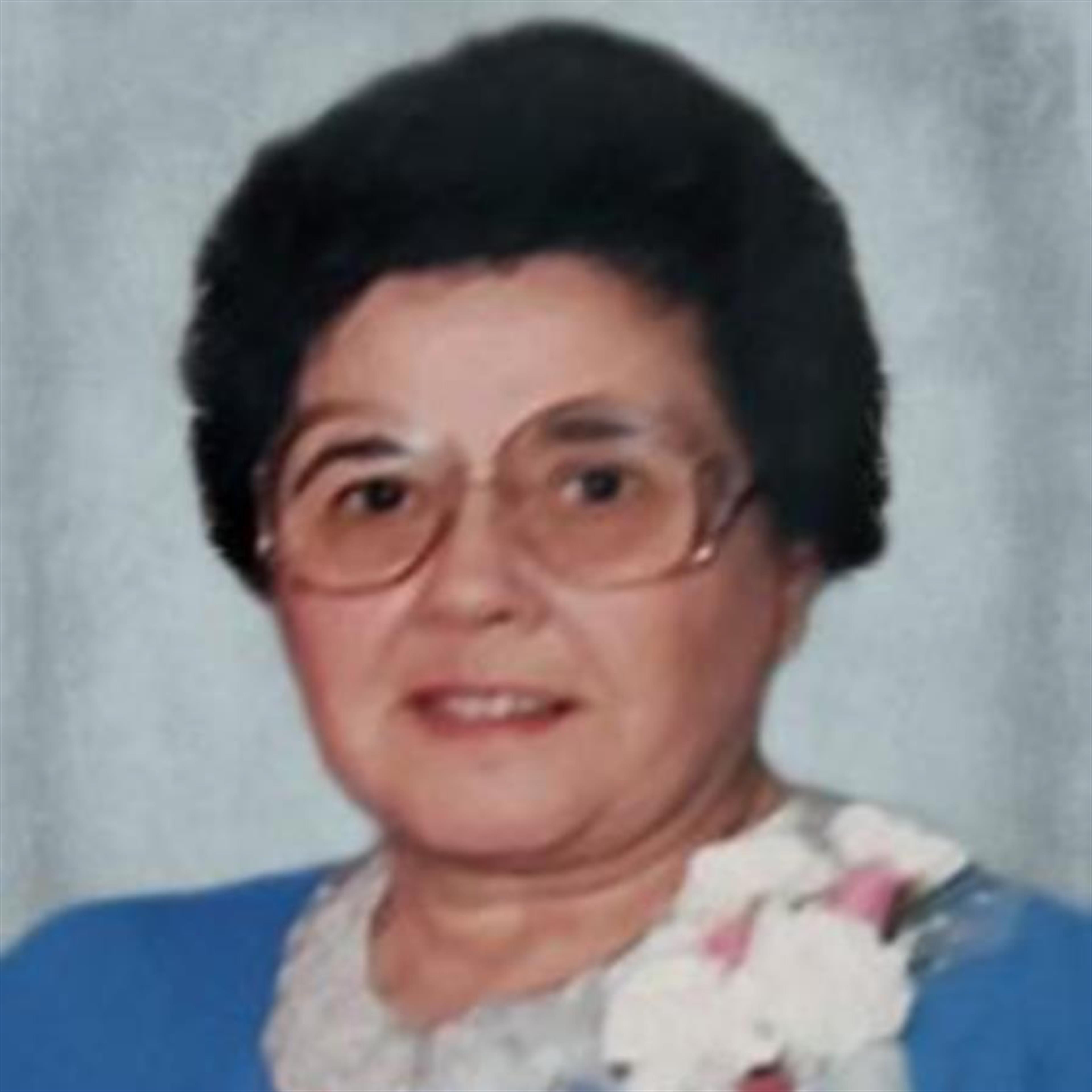 Lorraine Lucille Layton