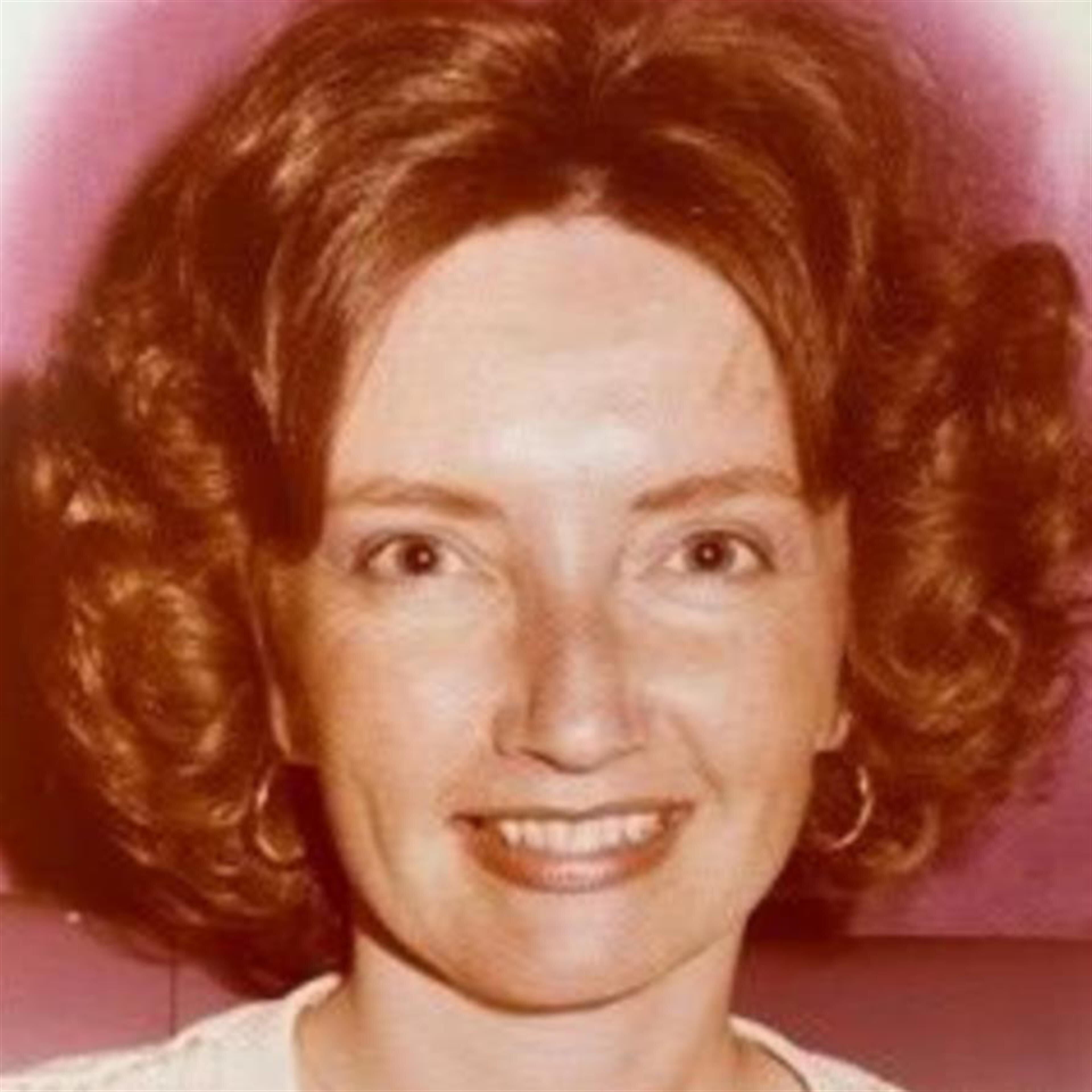 Maureen L LaRue