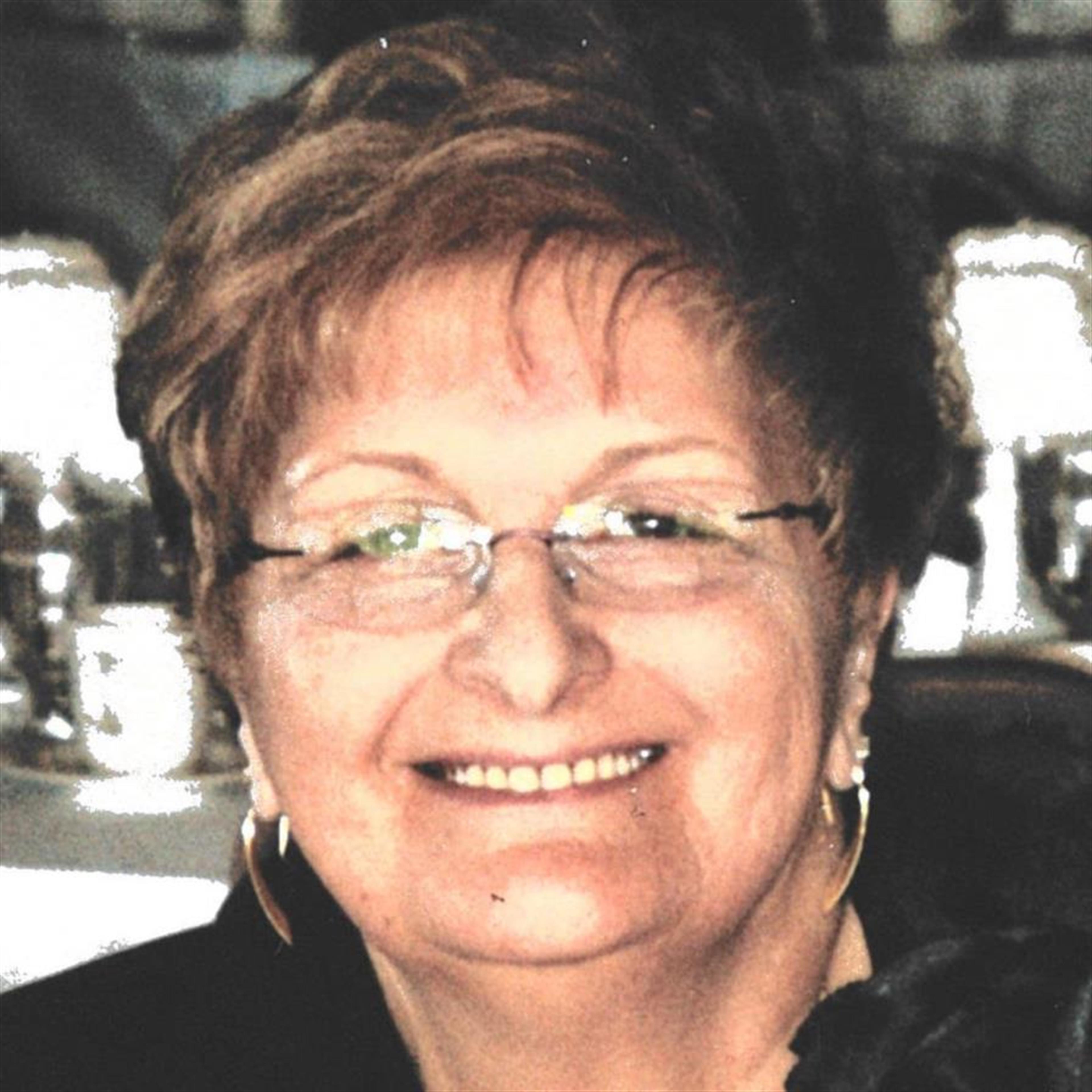 Josephine "PAT" (Capone) Michalski's obituary picture