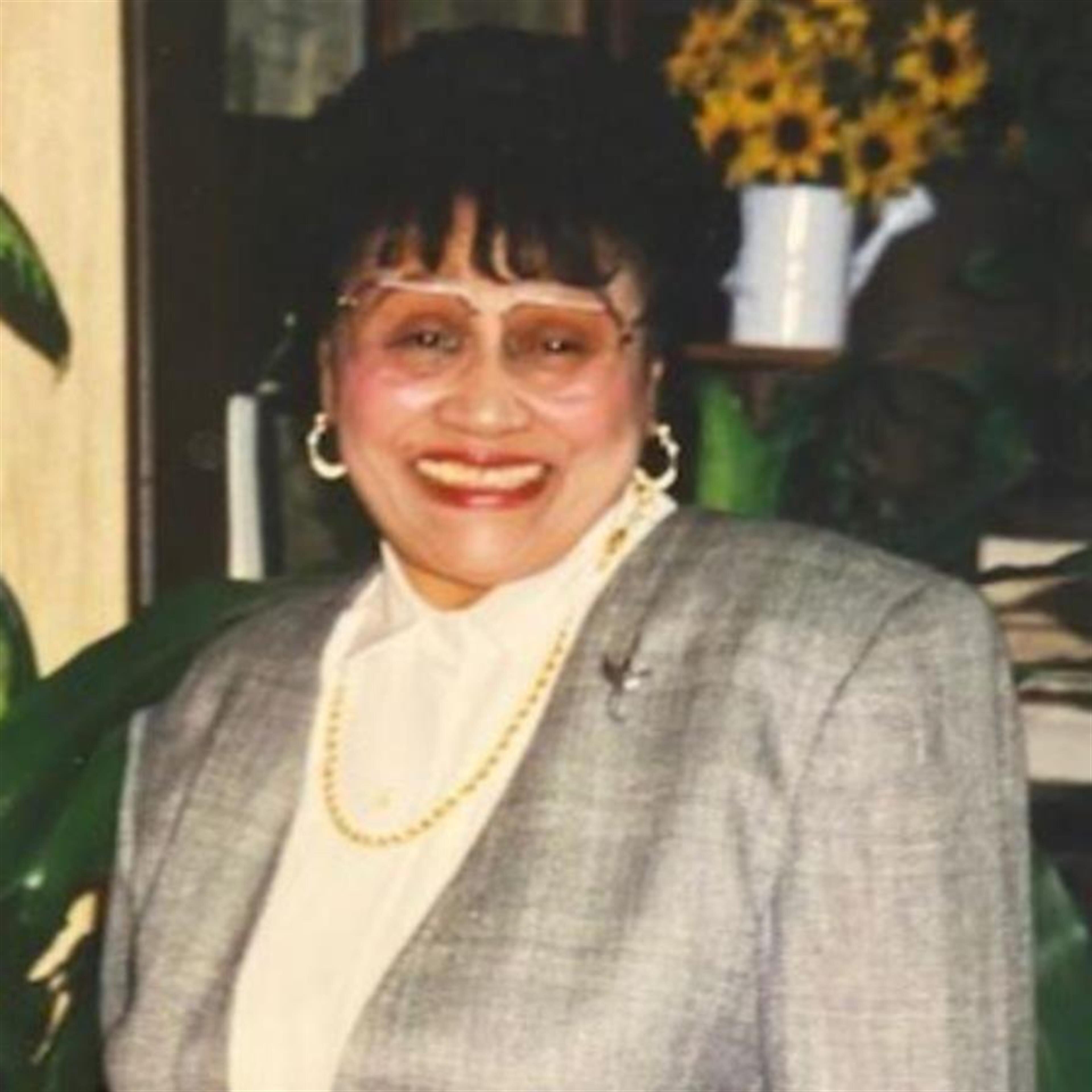 Hilda Peralta Silla