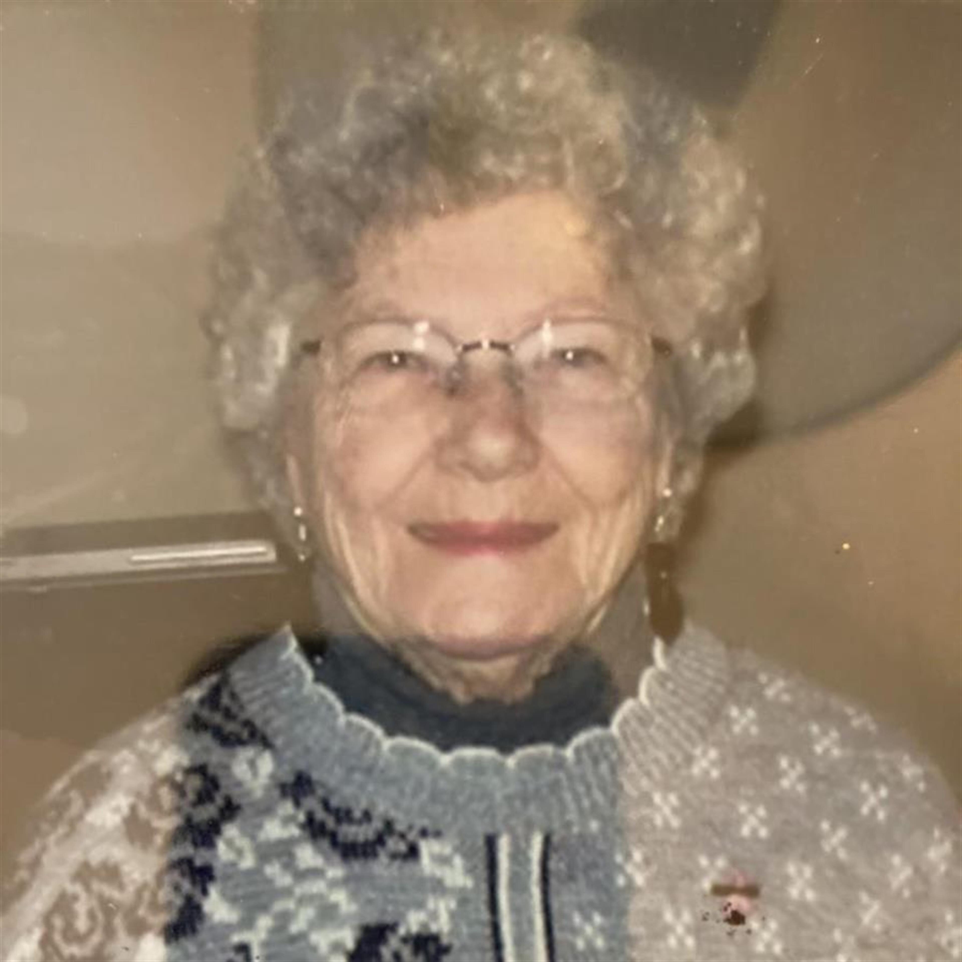Mrs. Benita Prinz Webb