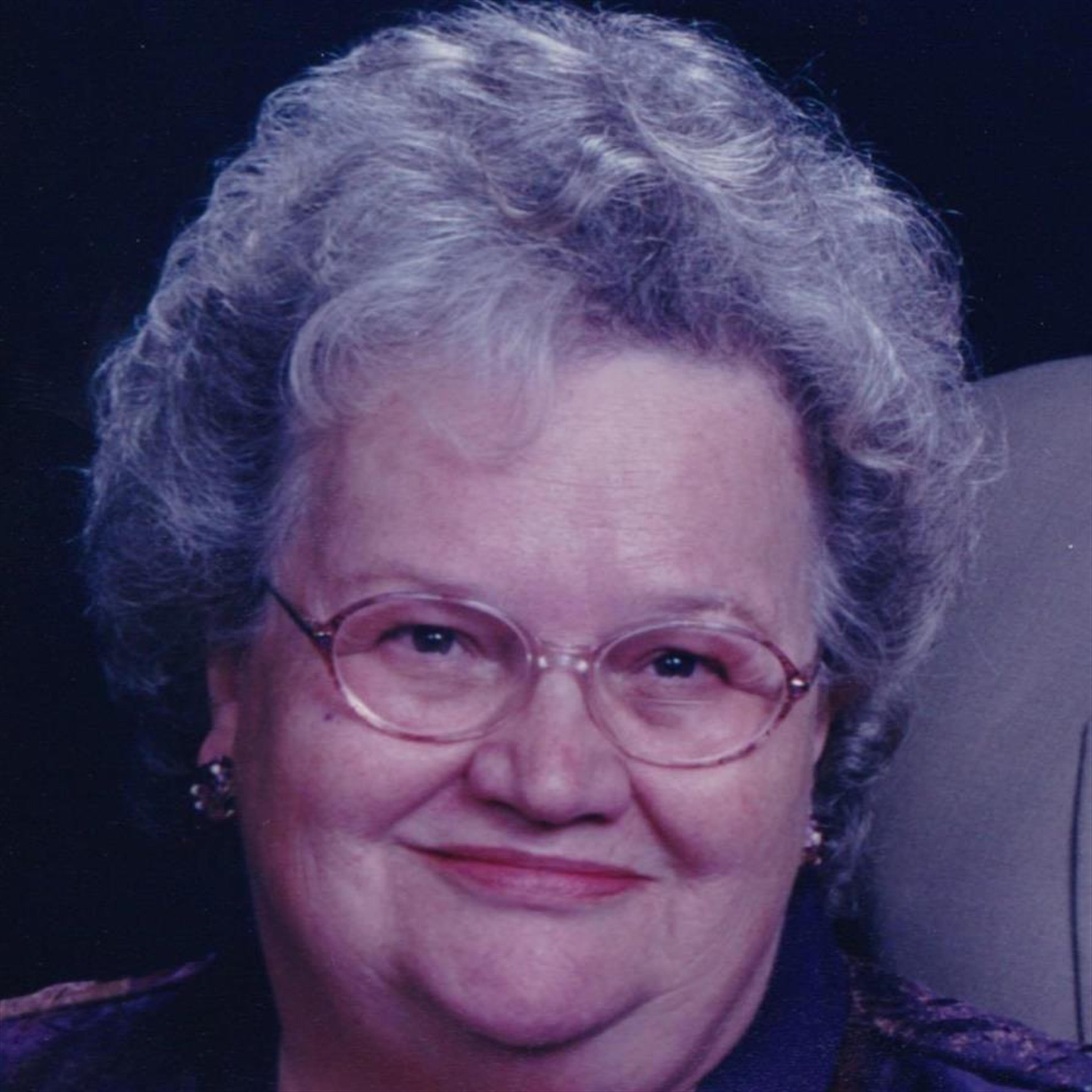 Kay Marie Petersen Golding's obituary picture
