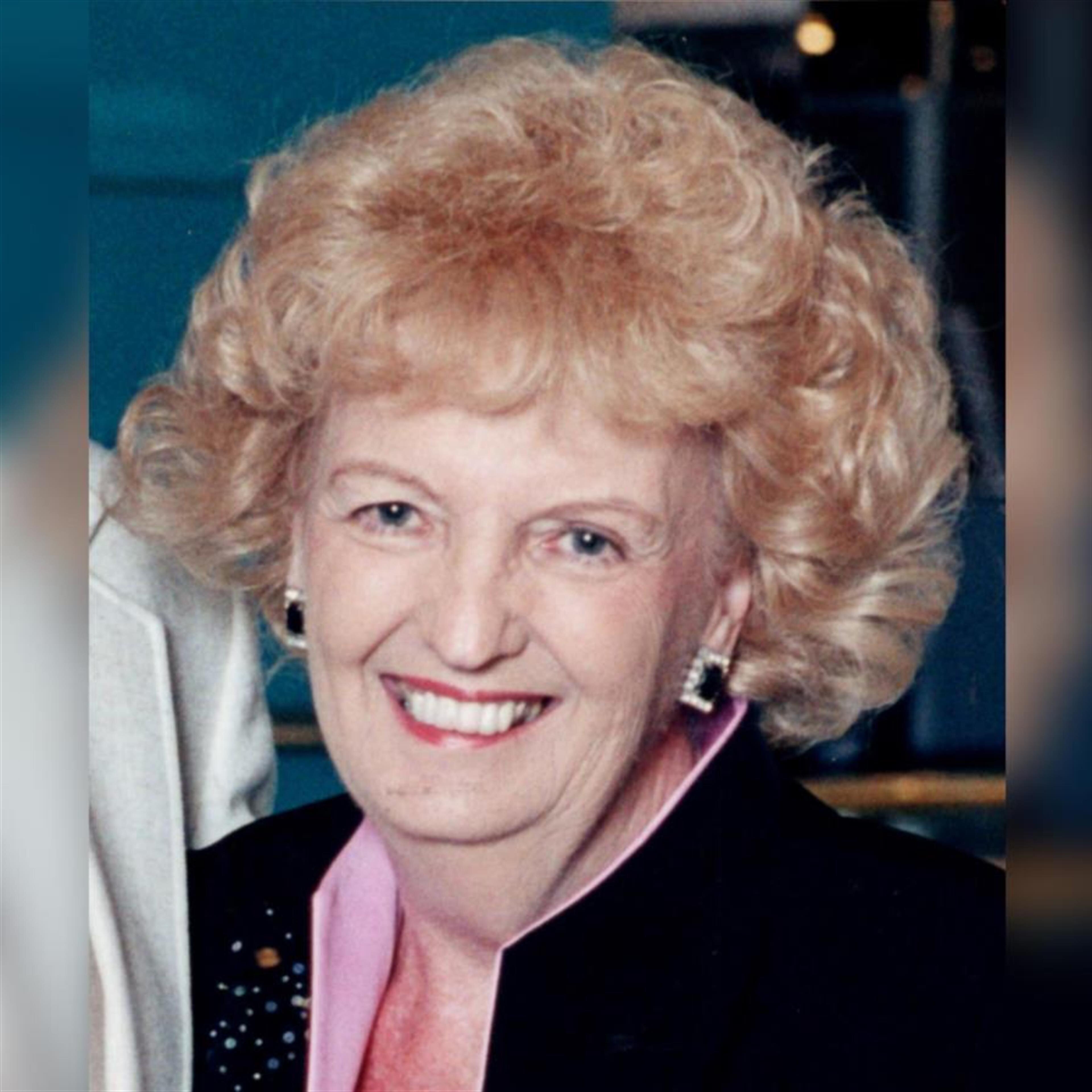 Gloria "Lorie" J Dorner