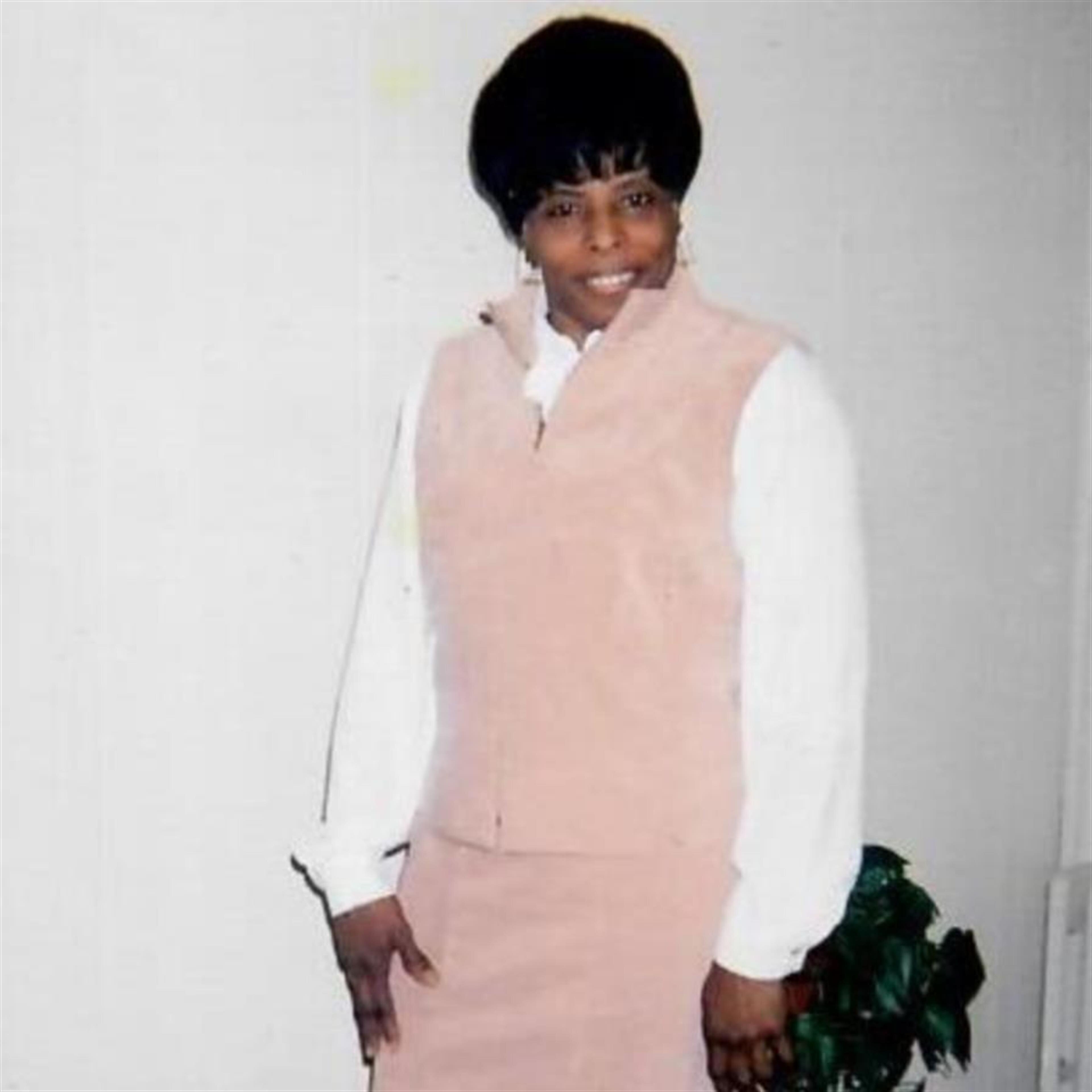 MS. GWENDOLYN MILLER