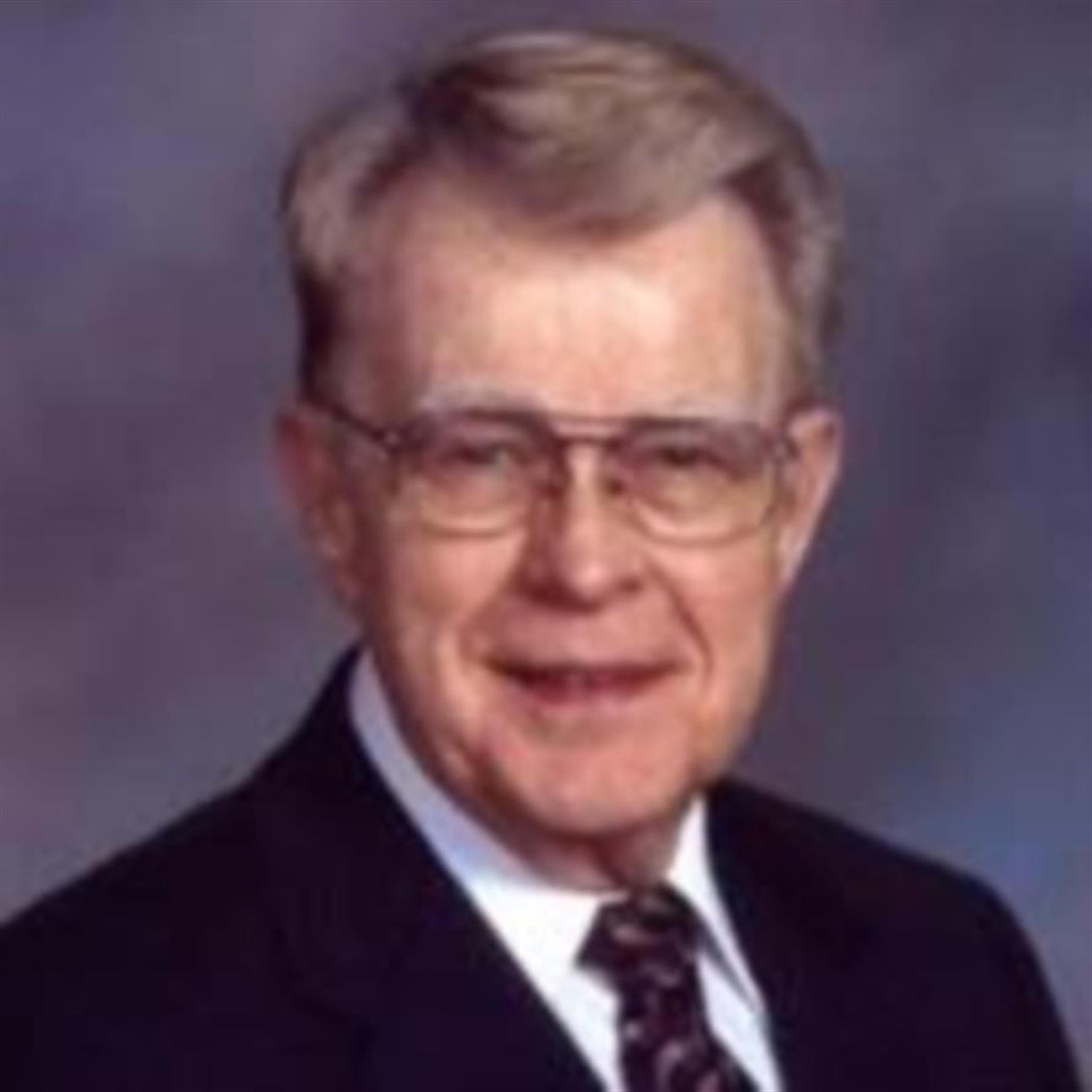 Dr. William Hooper (Bolivar)