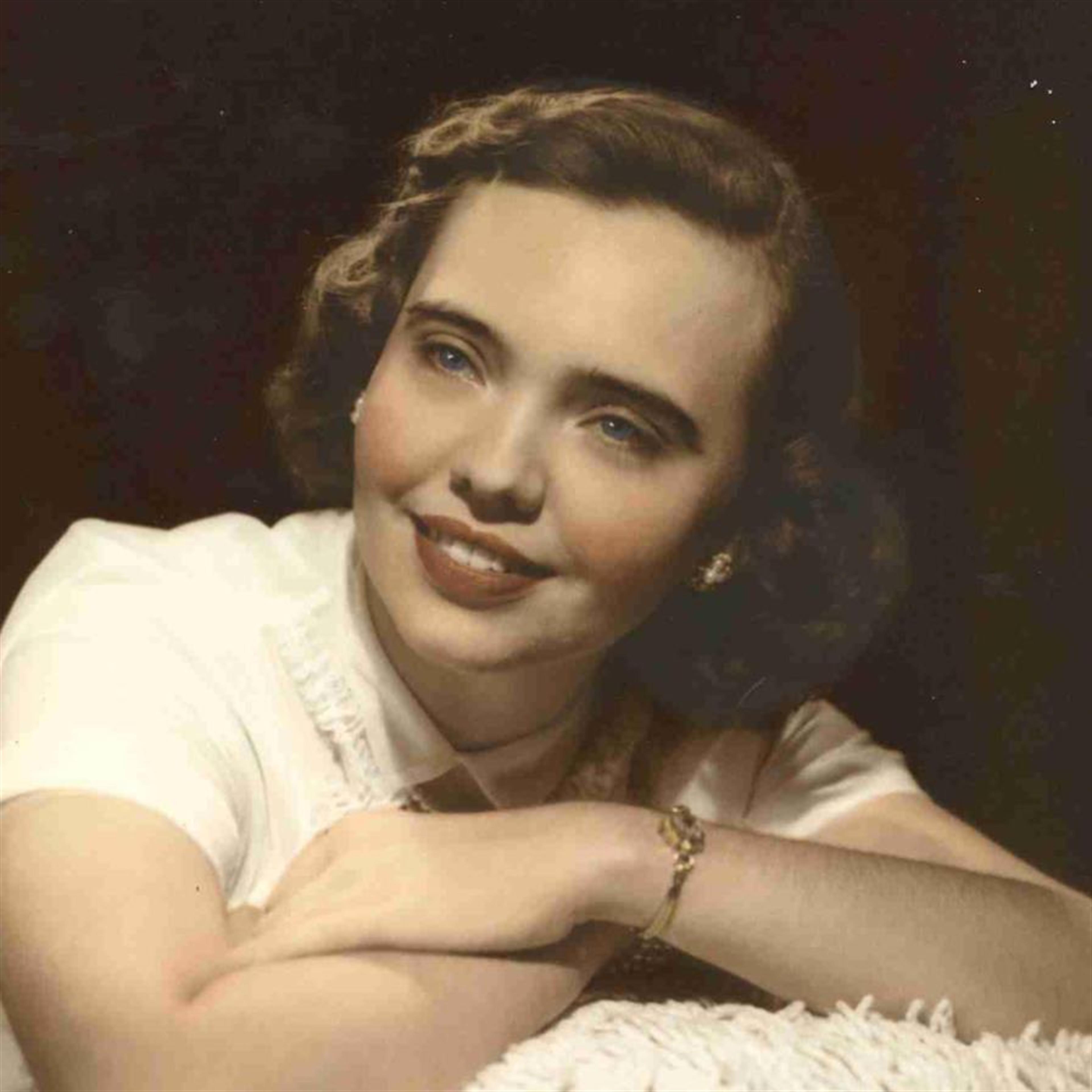 Mary Louise Dean's obituary picture