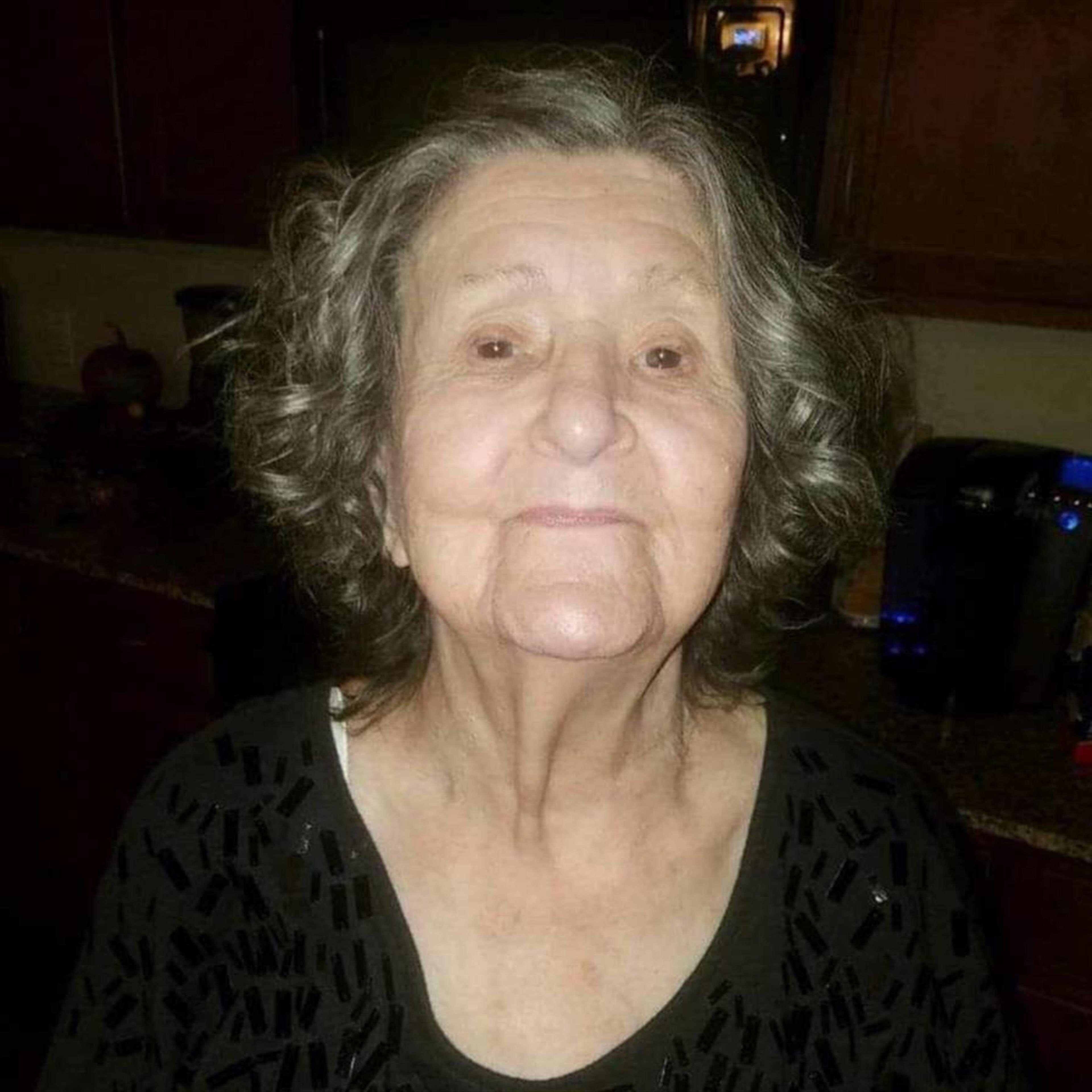 Mrs. Juanita Faye Guthrie Cross