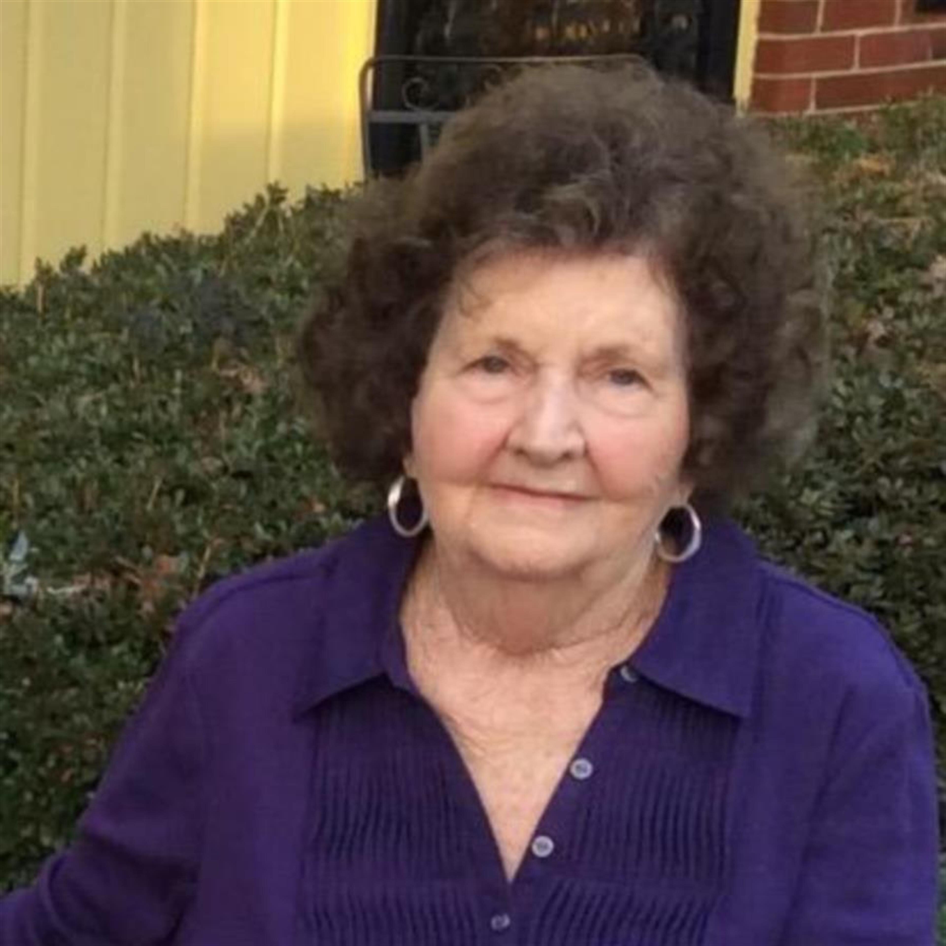 Betty Lewis