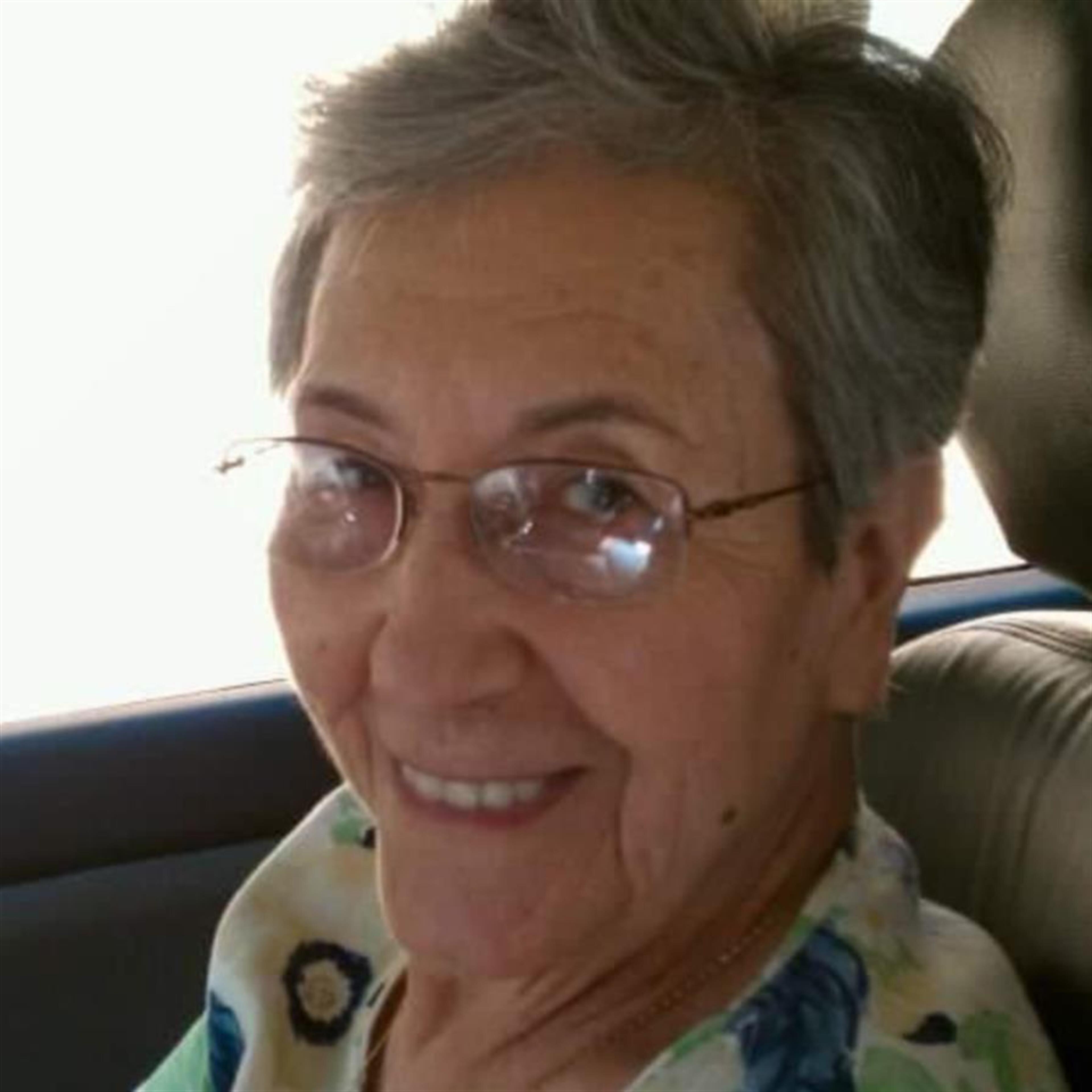 Nelly Lara Spence
