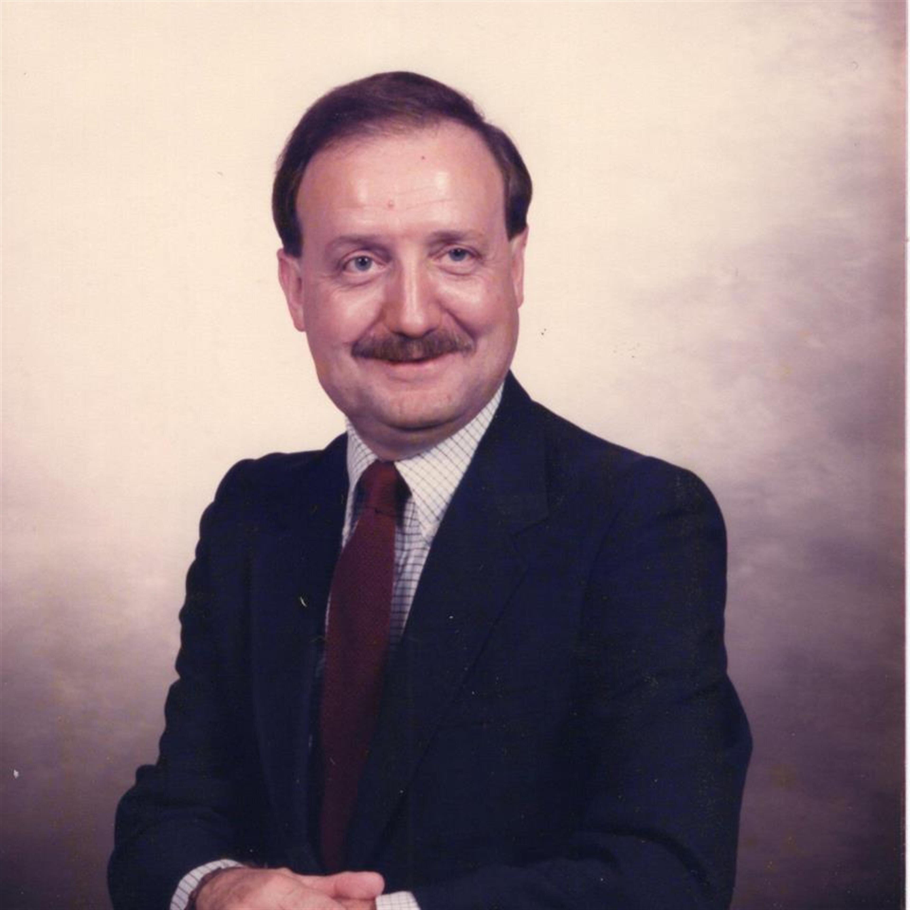 Robert B Storts