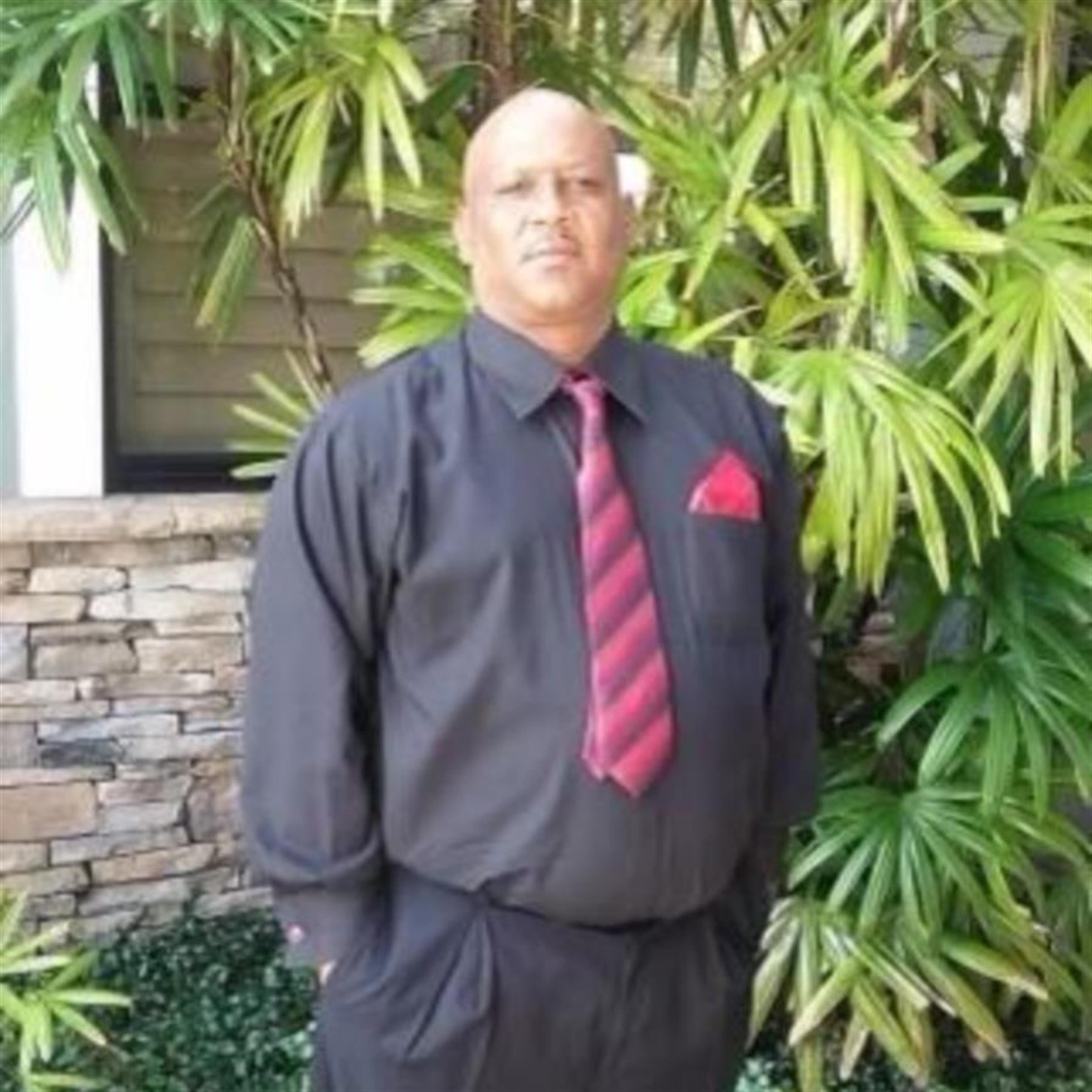 Angel Luis Roman