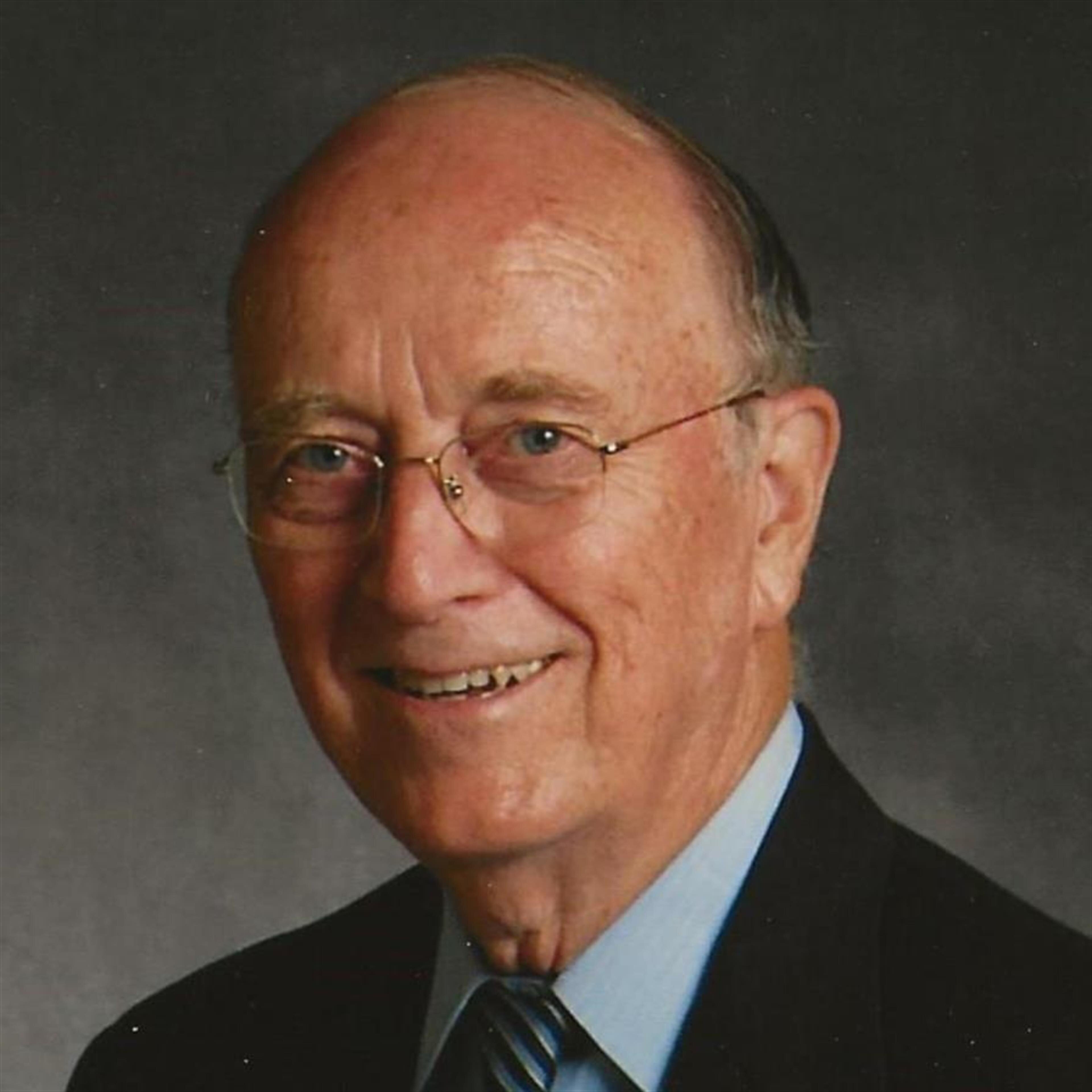 Kenneth Edward Mooter