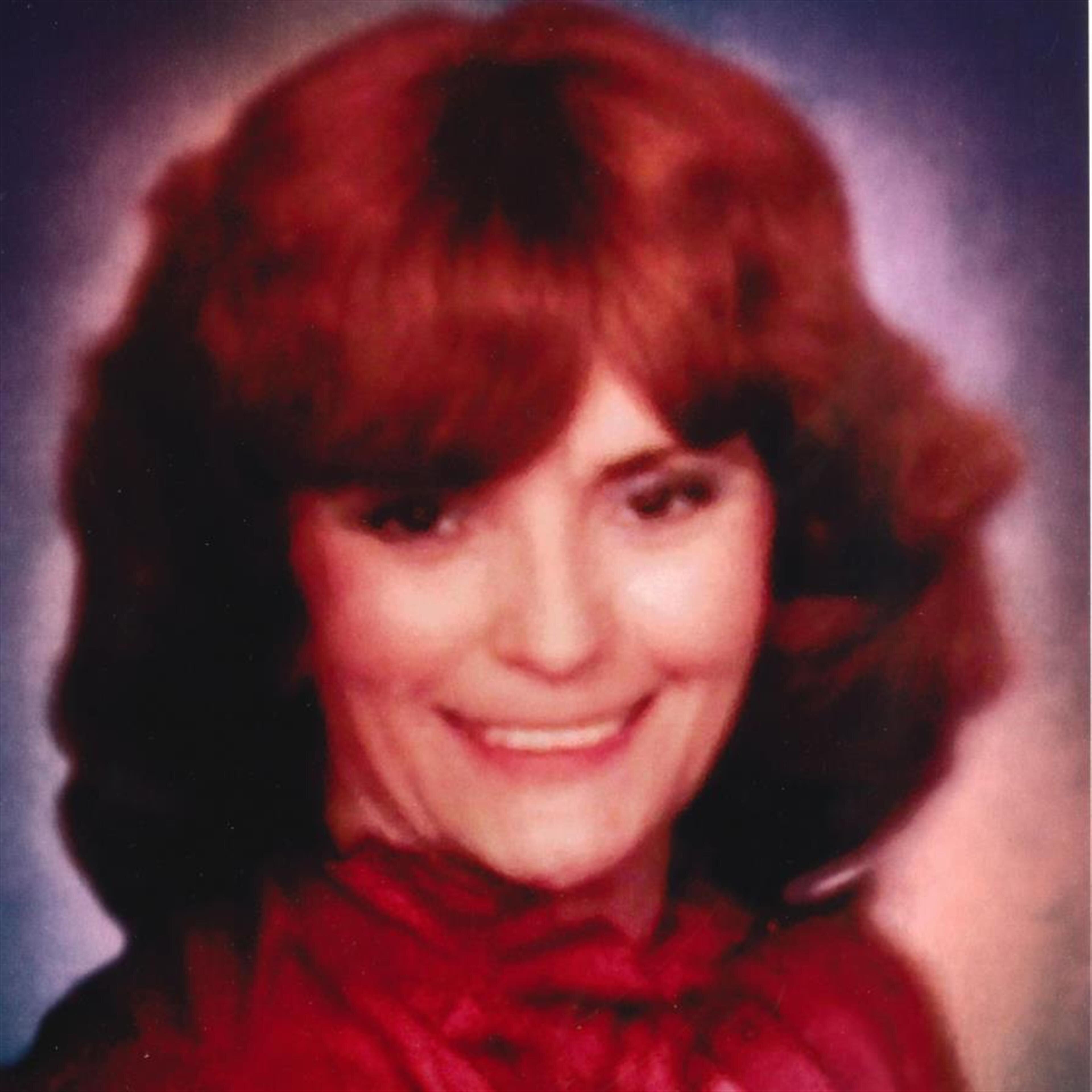 Carole Lee Lewis