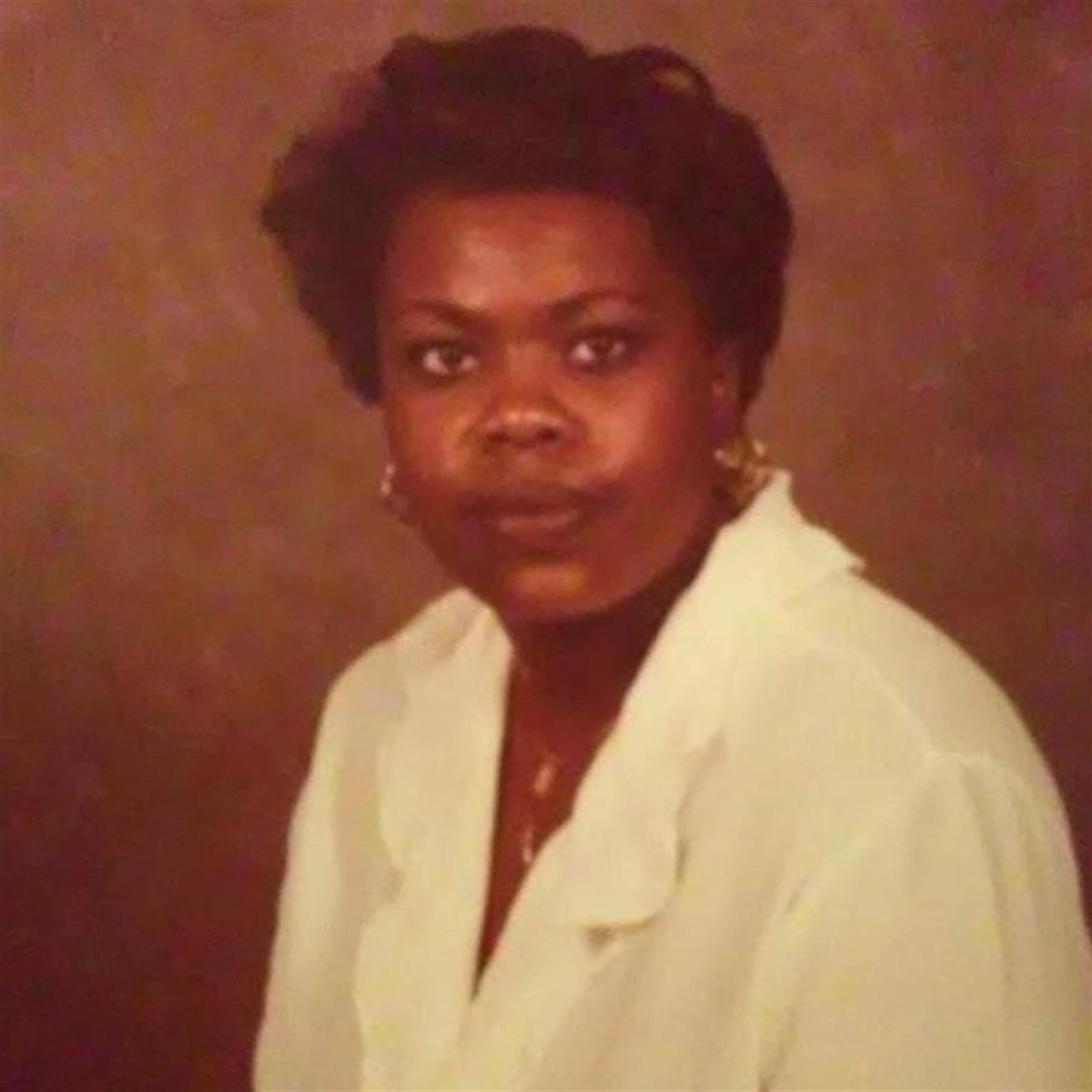 MRS. KAREN RENEE MARINER