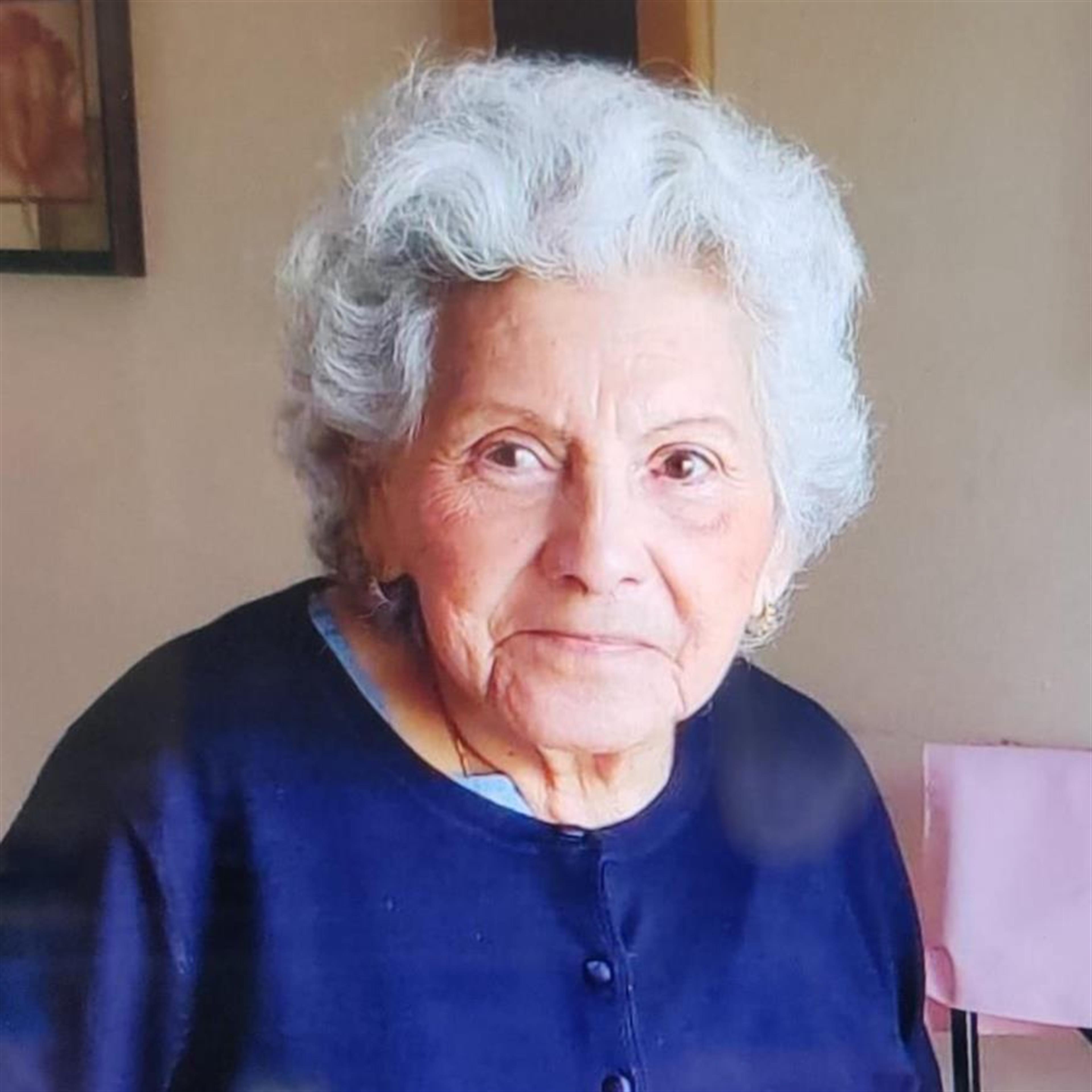 Maria L Lopez