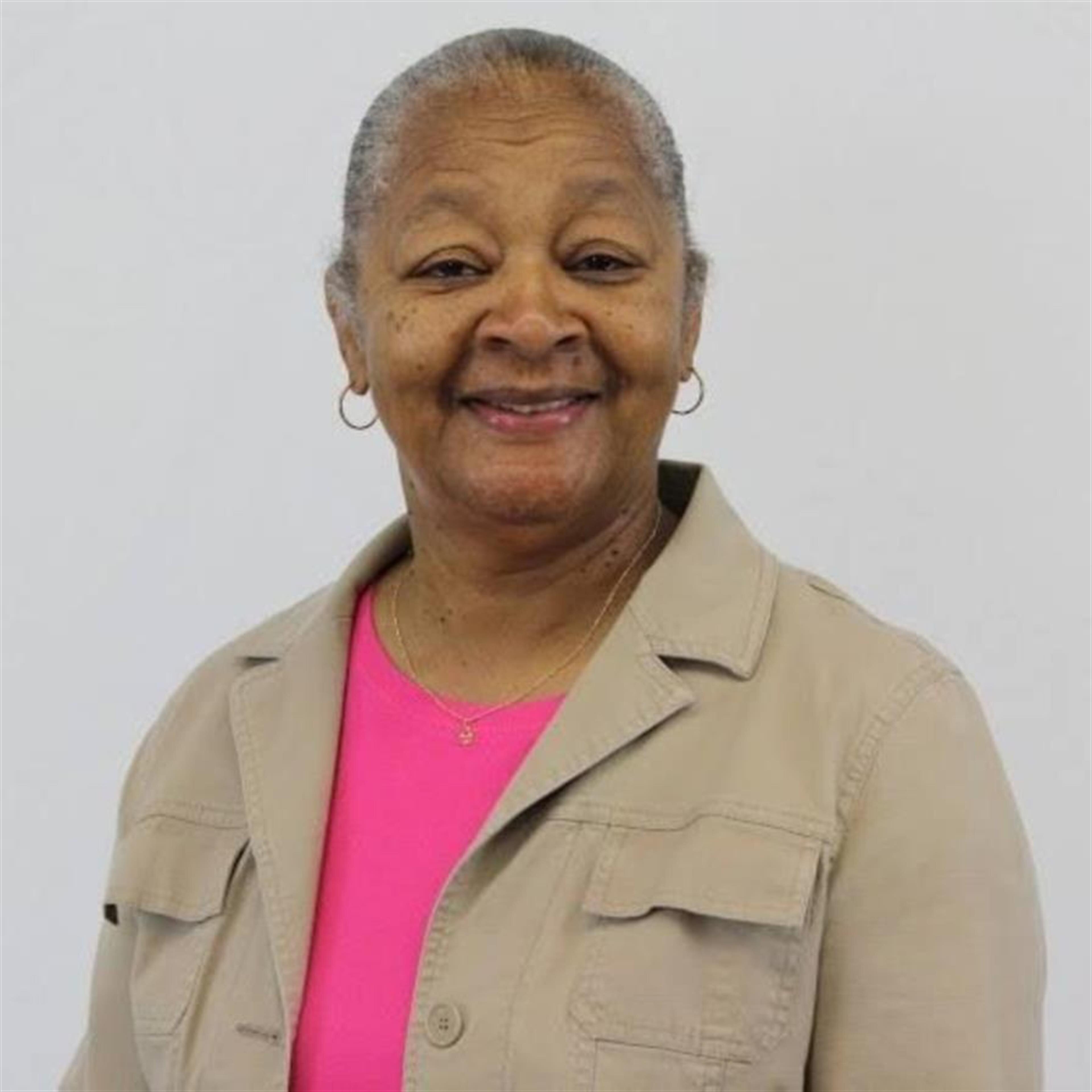 Kathleen Lowan Maude Crestwell