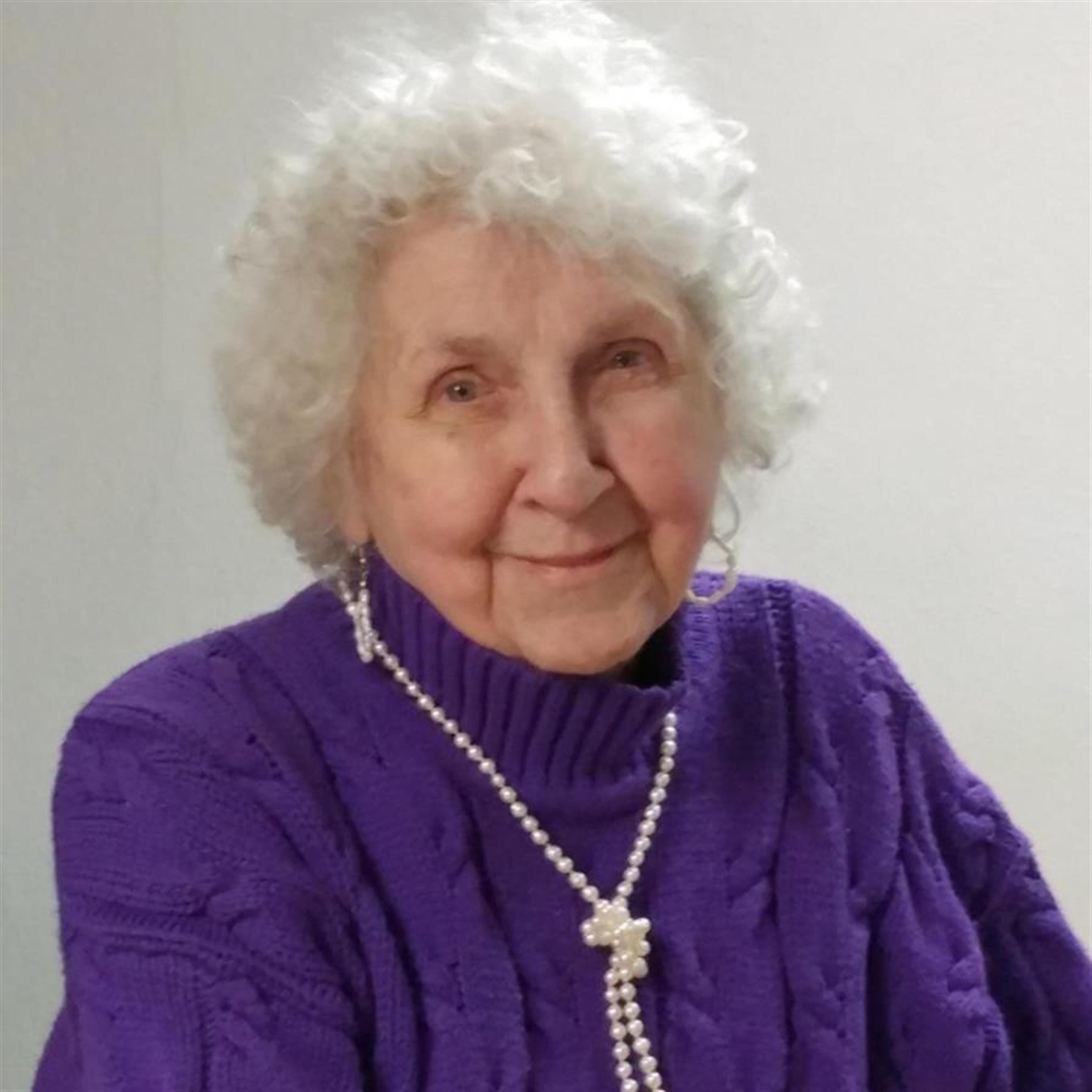 Dorothy Emma Lee