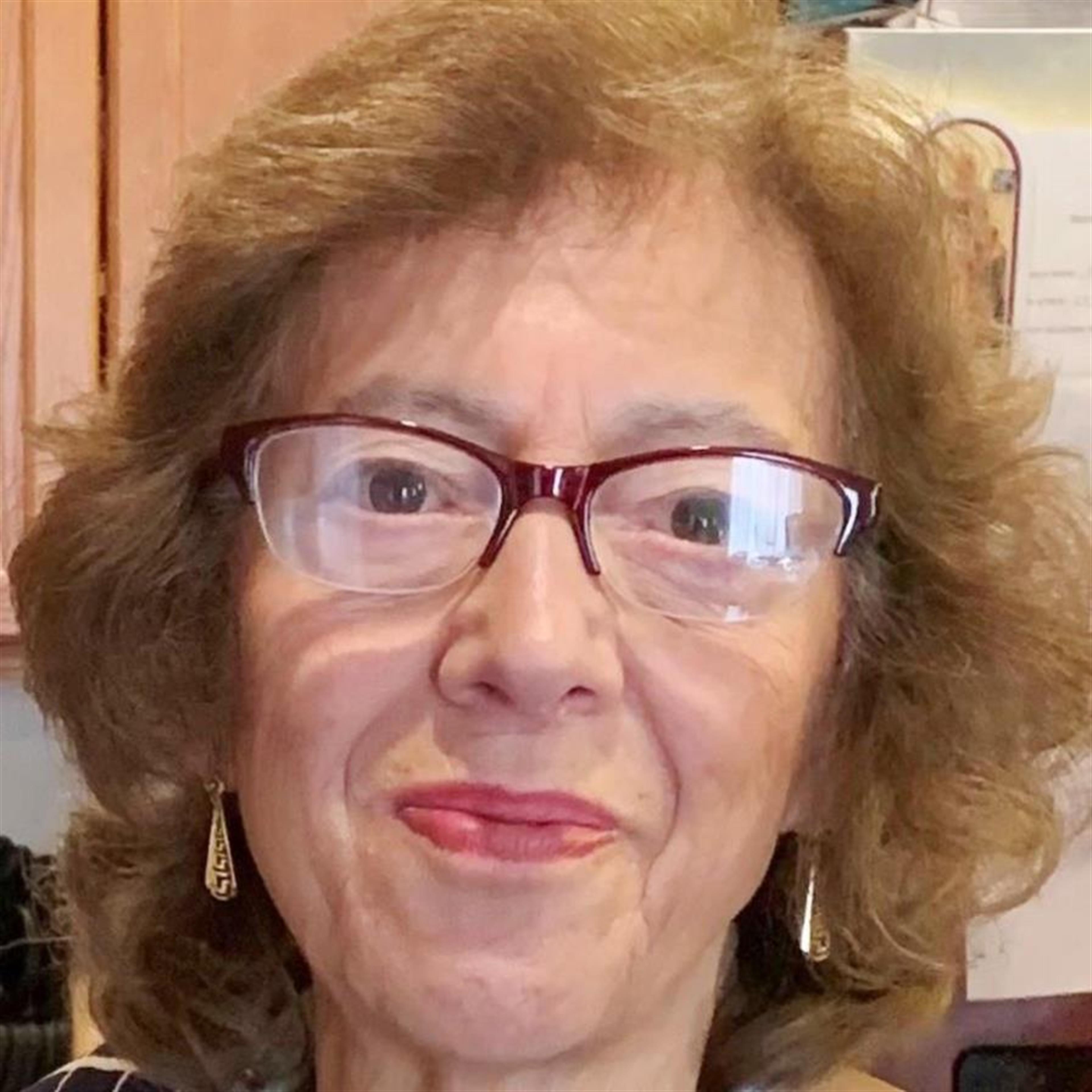 Katina "Tina" (Tserepas) Aravantinos