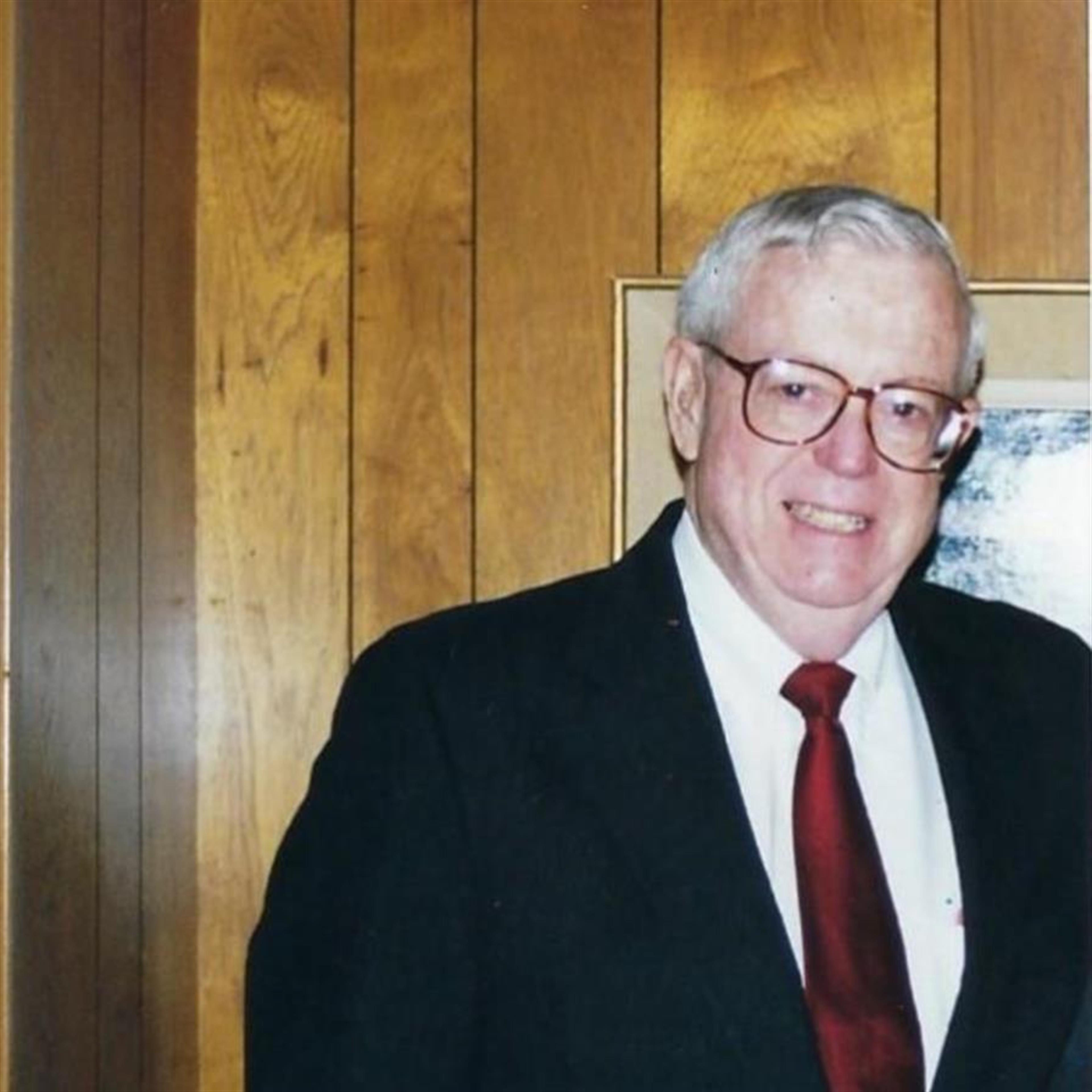 J. Fred Bucy Jr.