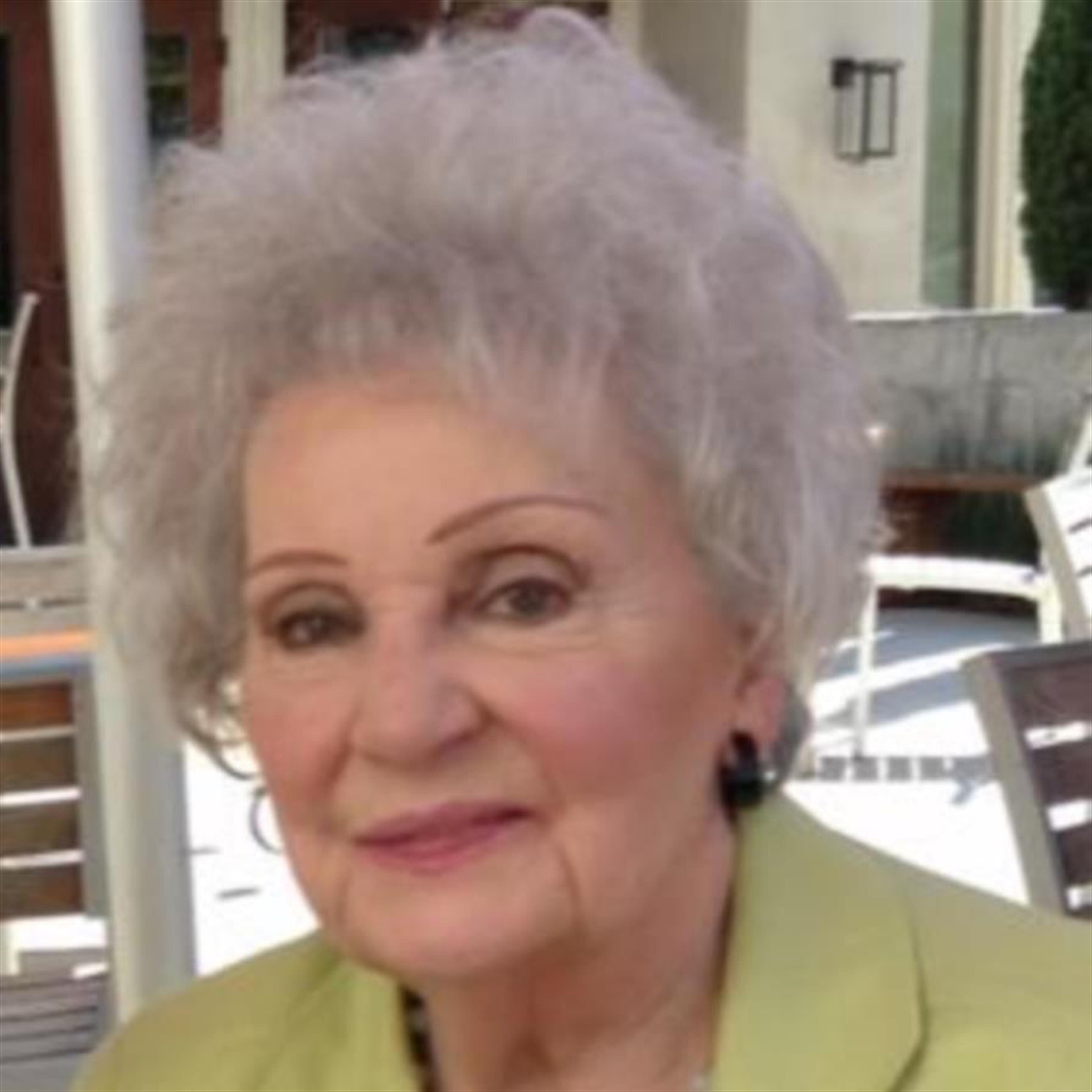 Regina Simmons Dillon