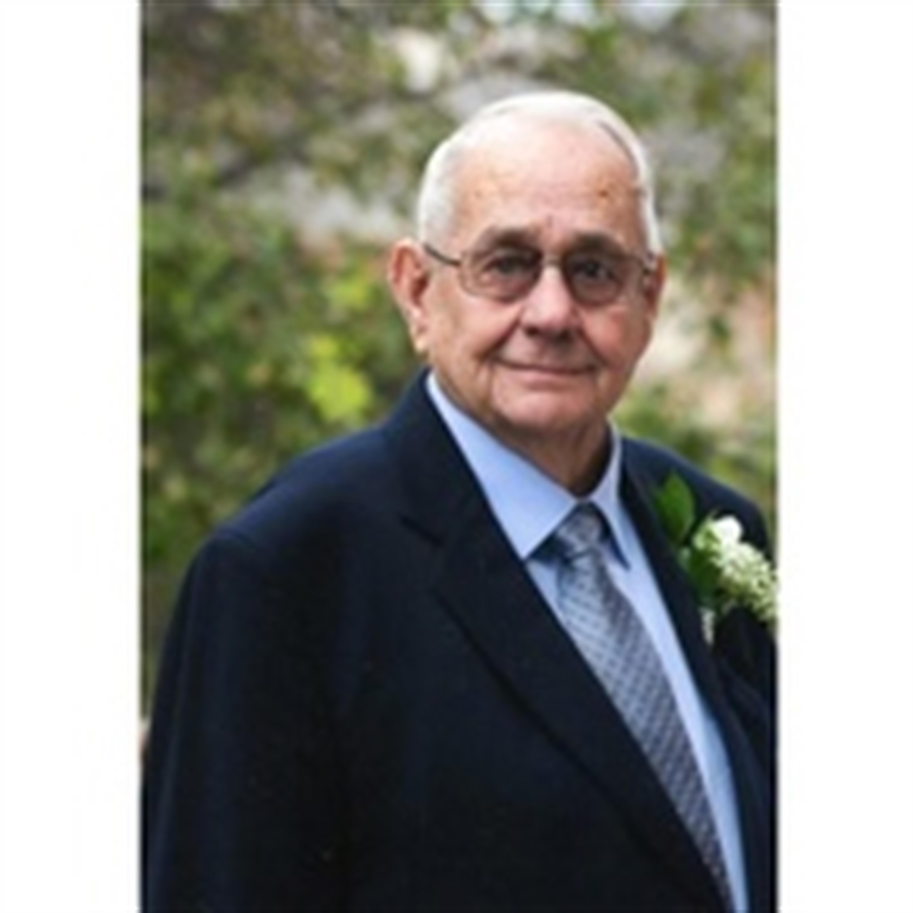 Leroy Maul's obituary picture