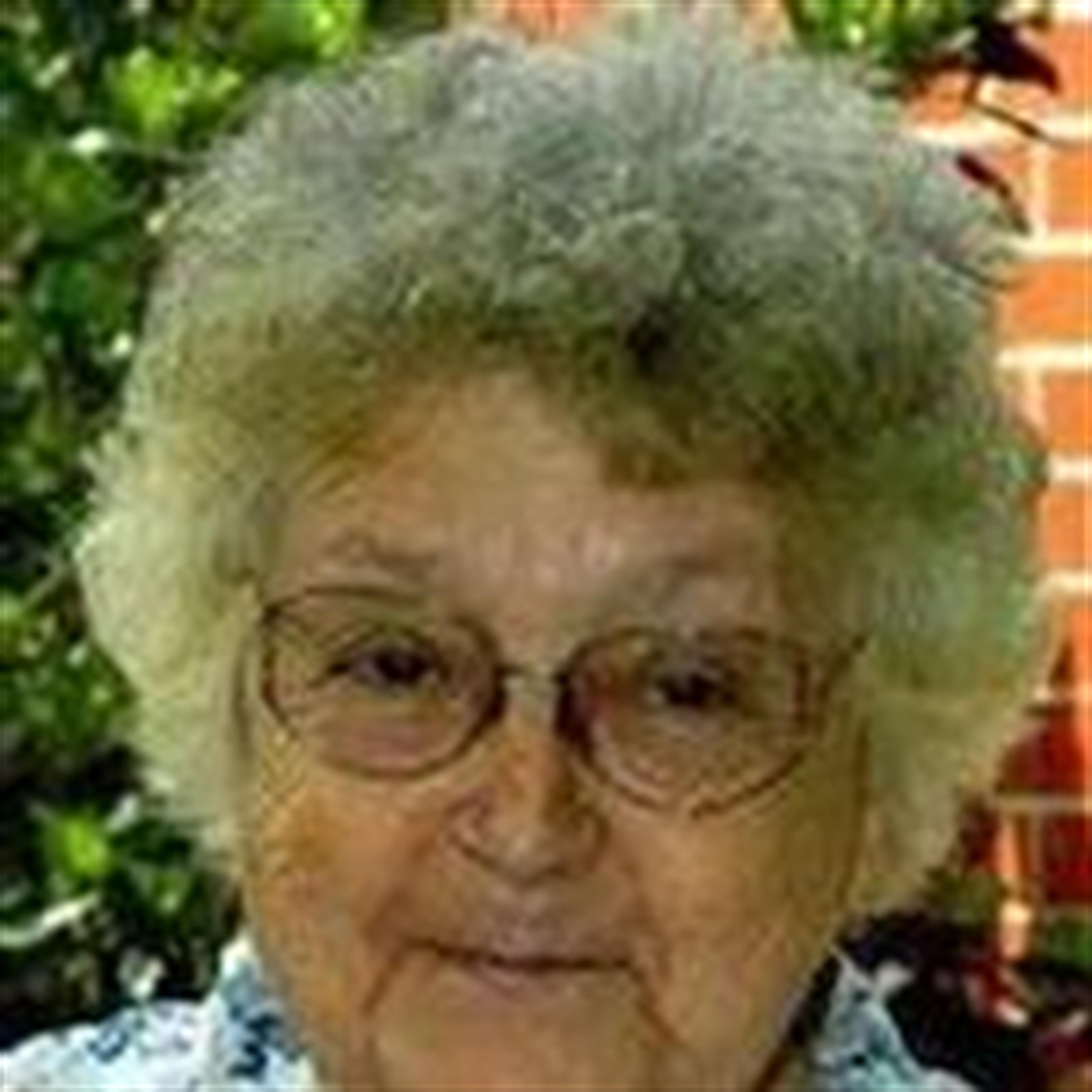 June Evelyn's obituary picture