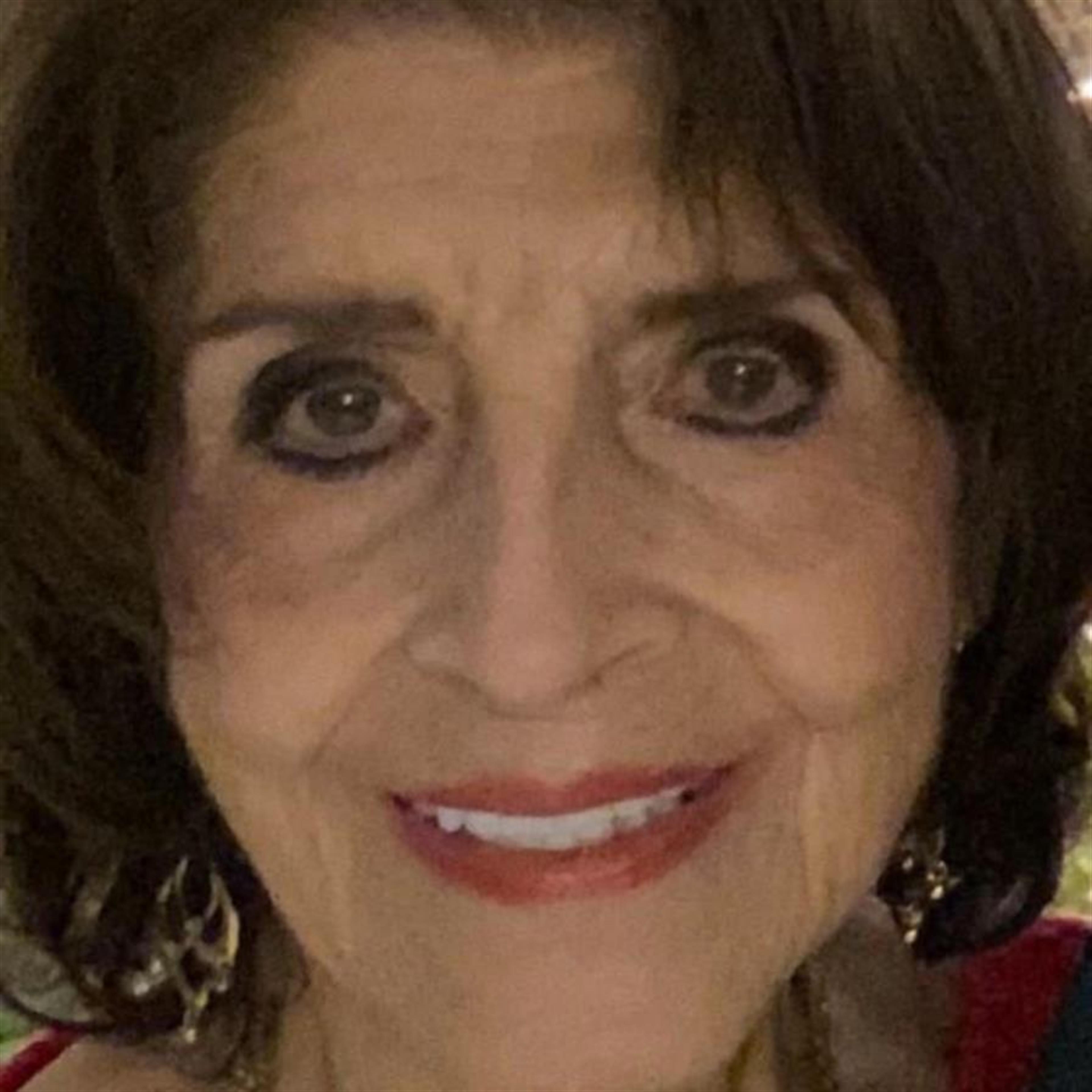 Martha E Bustamante