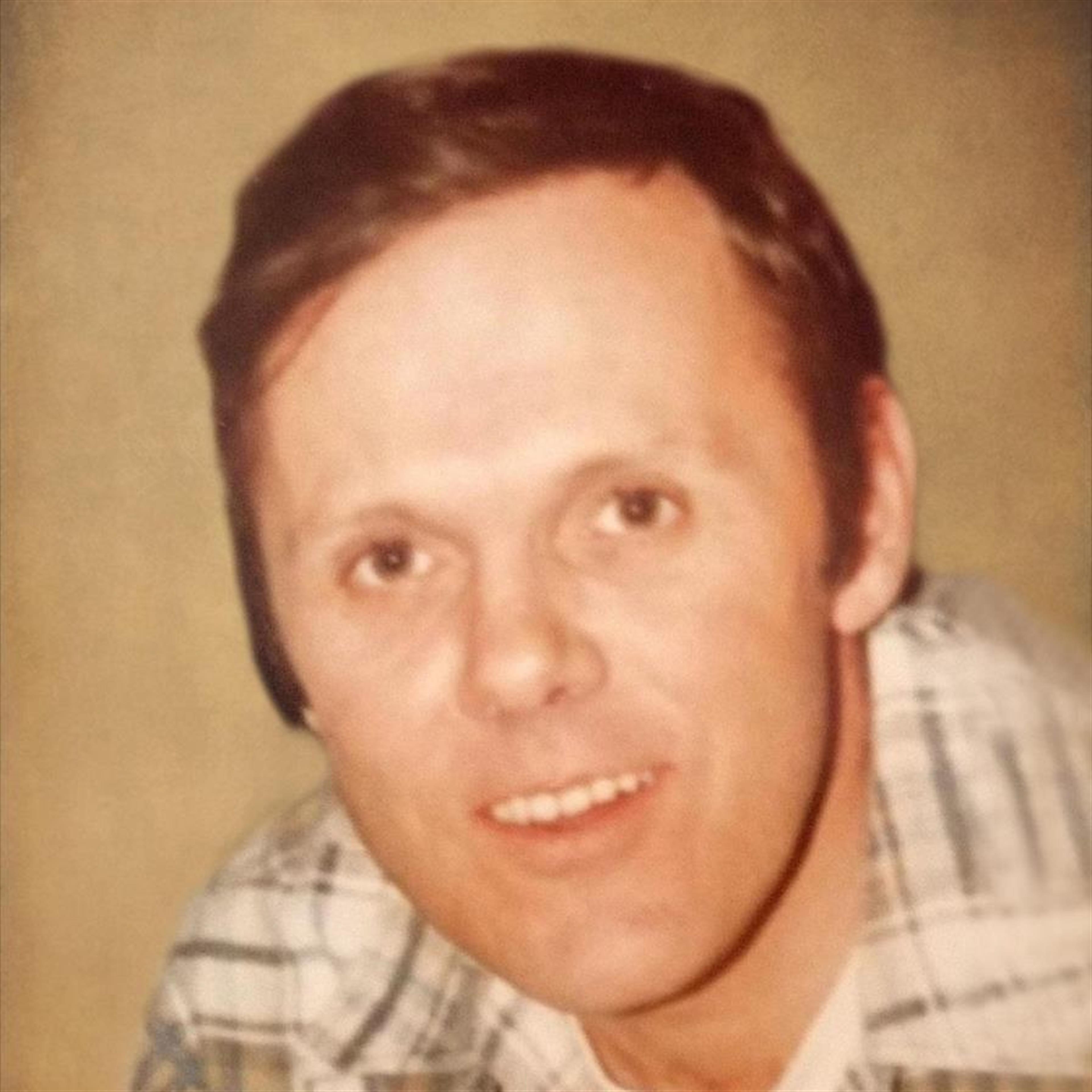 Thomas E. Leighton