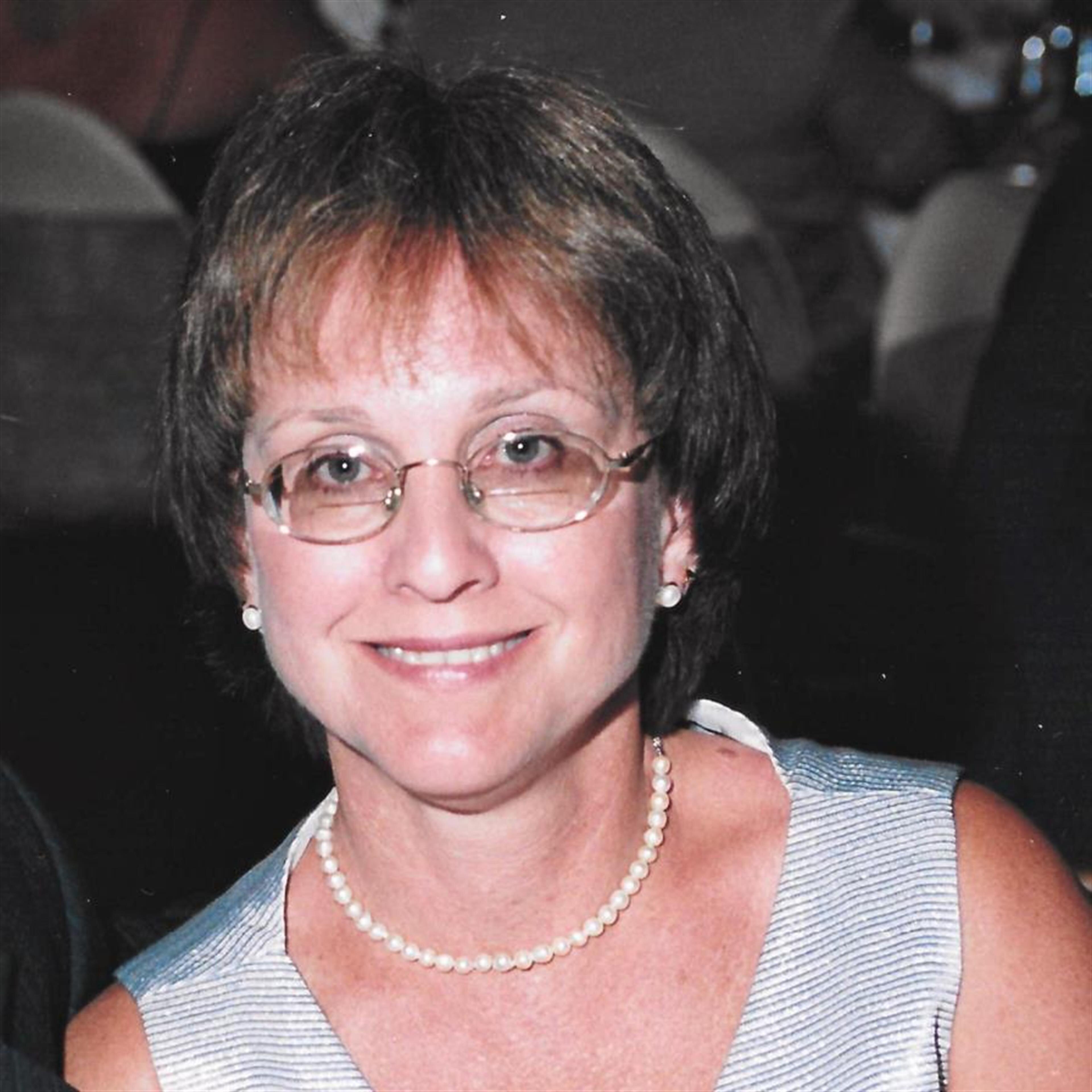 Carolyn Louise Gross