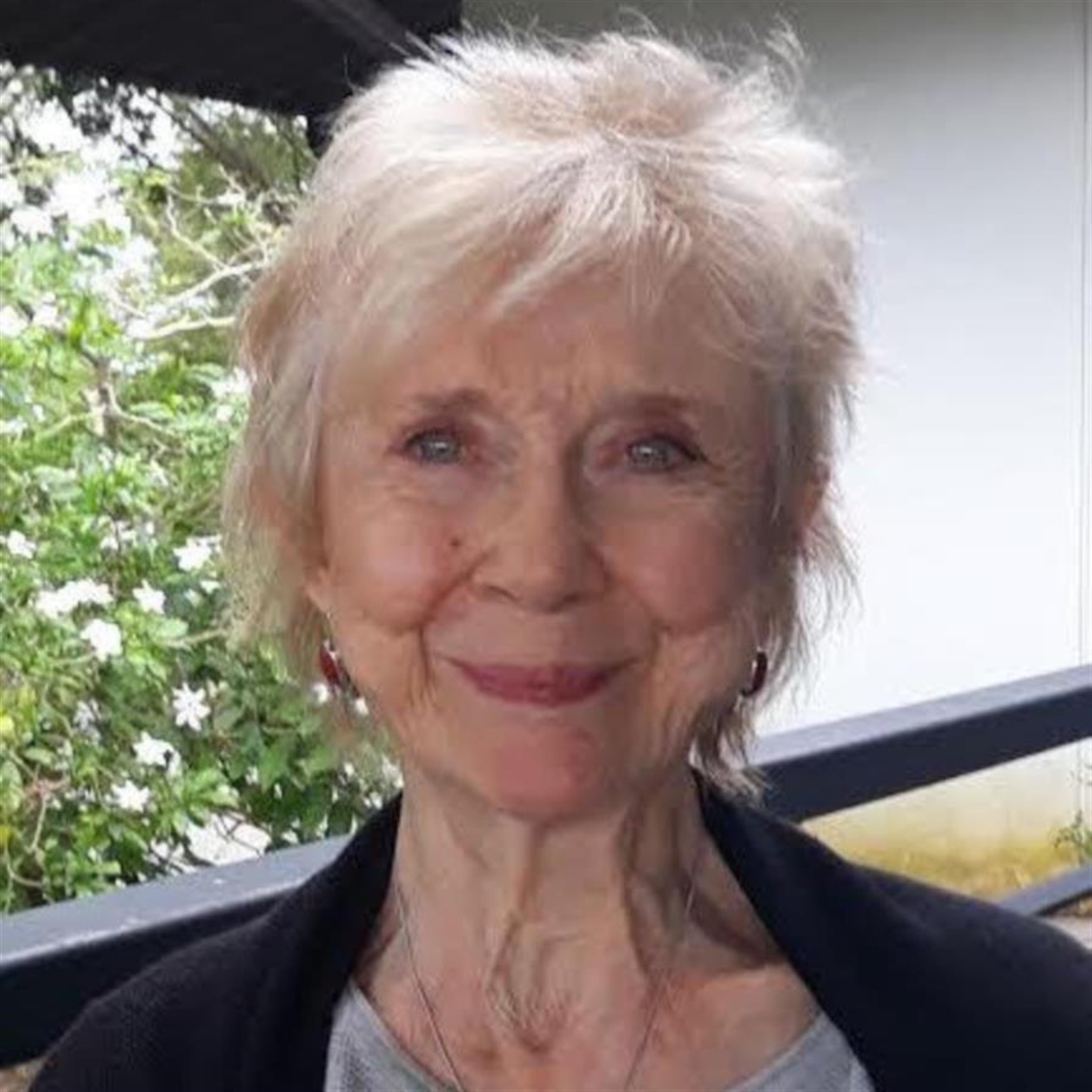 Johanna E. Hjorth