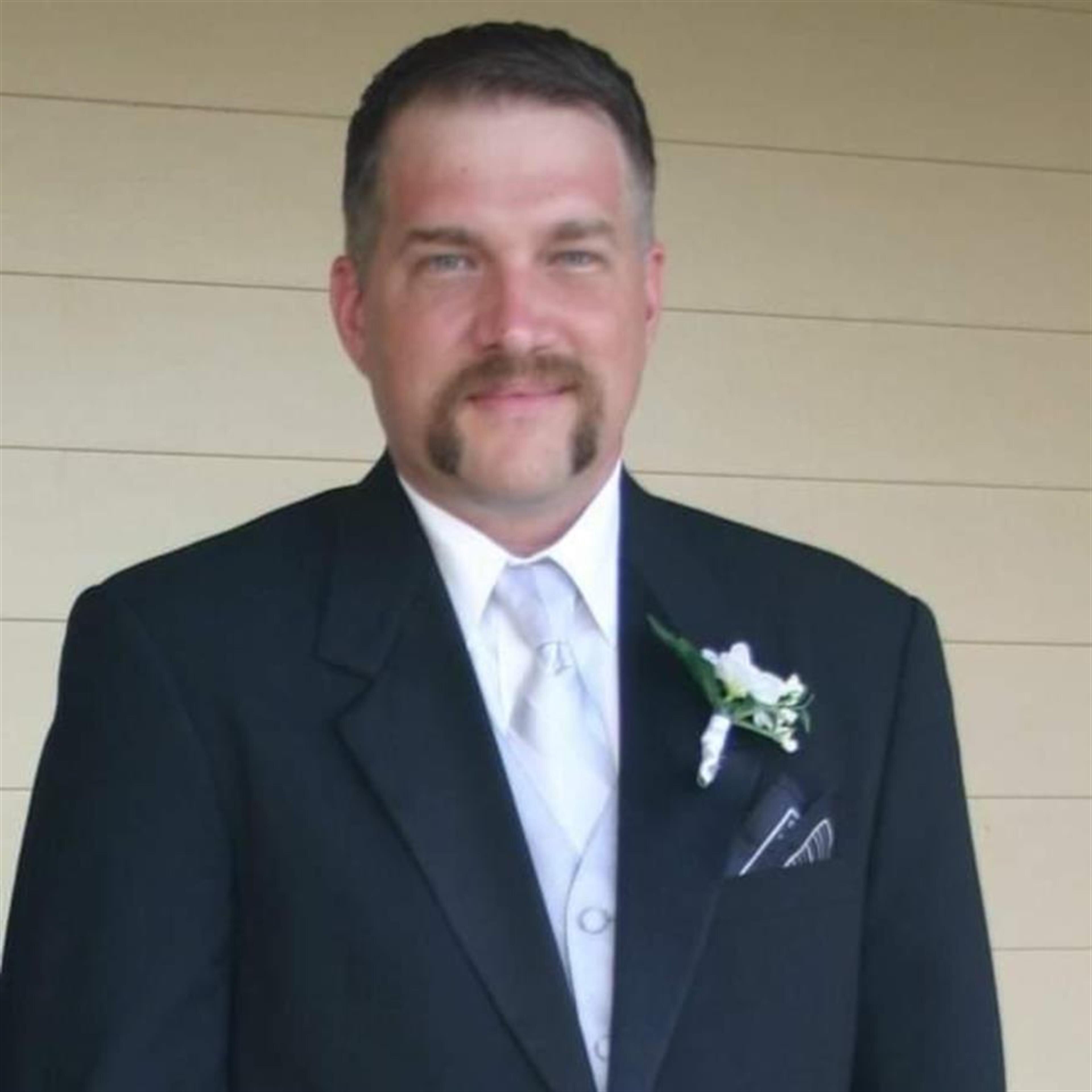 Jonathan Stapleton