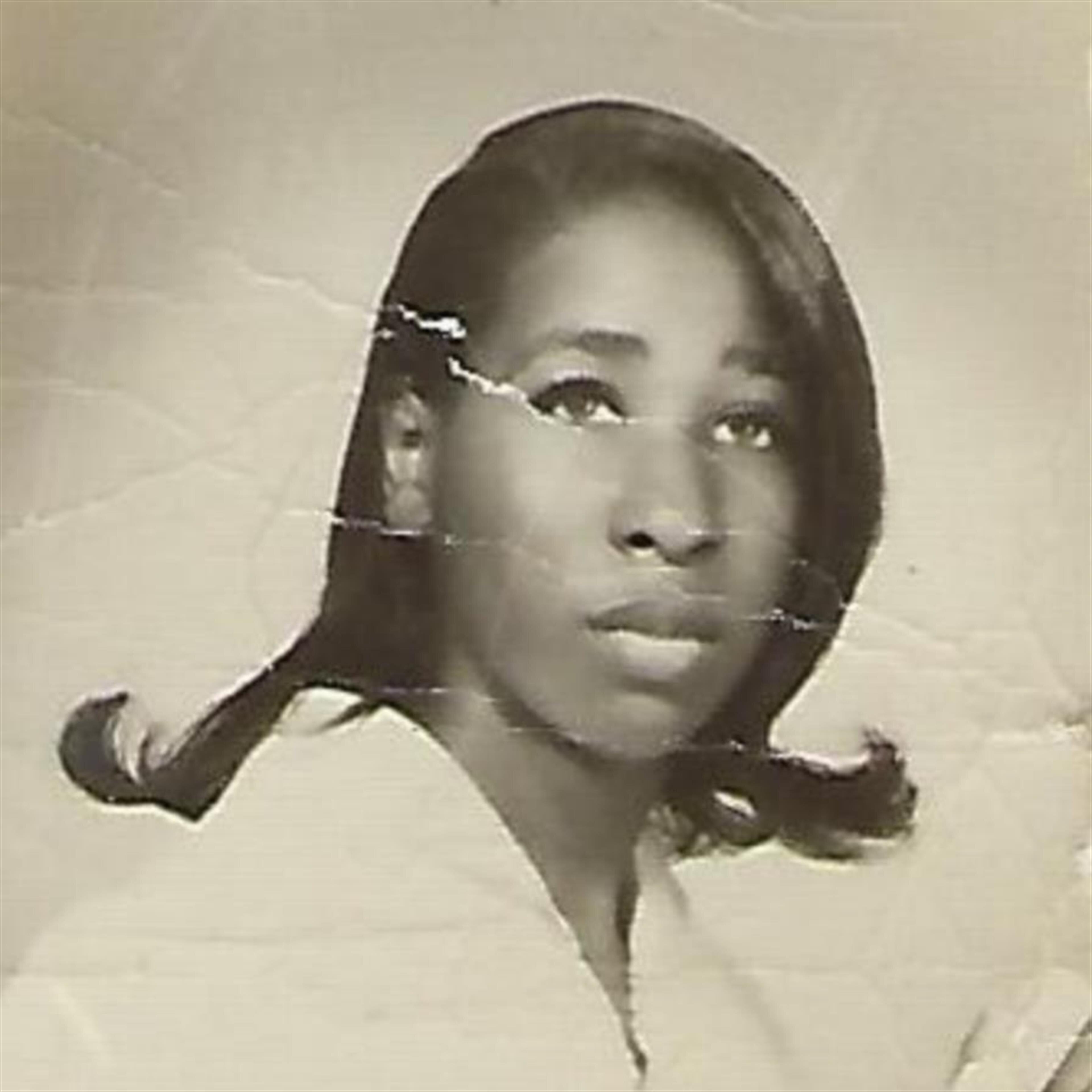 Elaine Blue