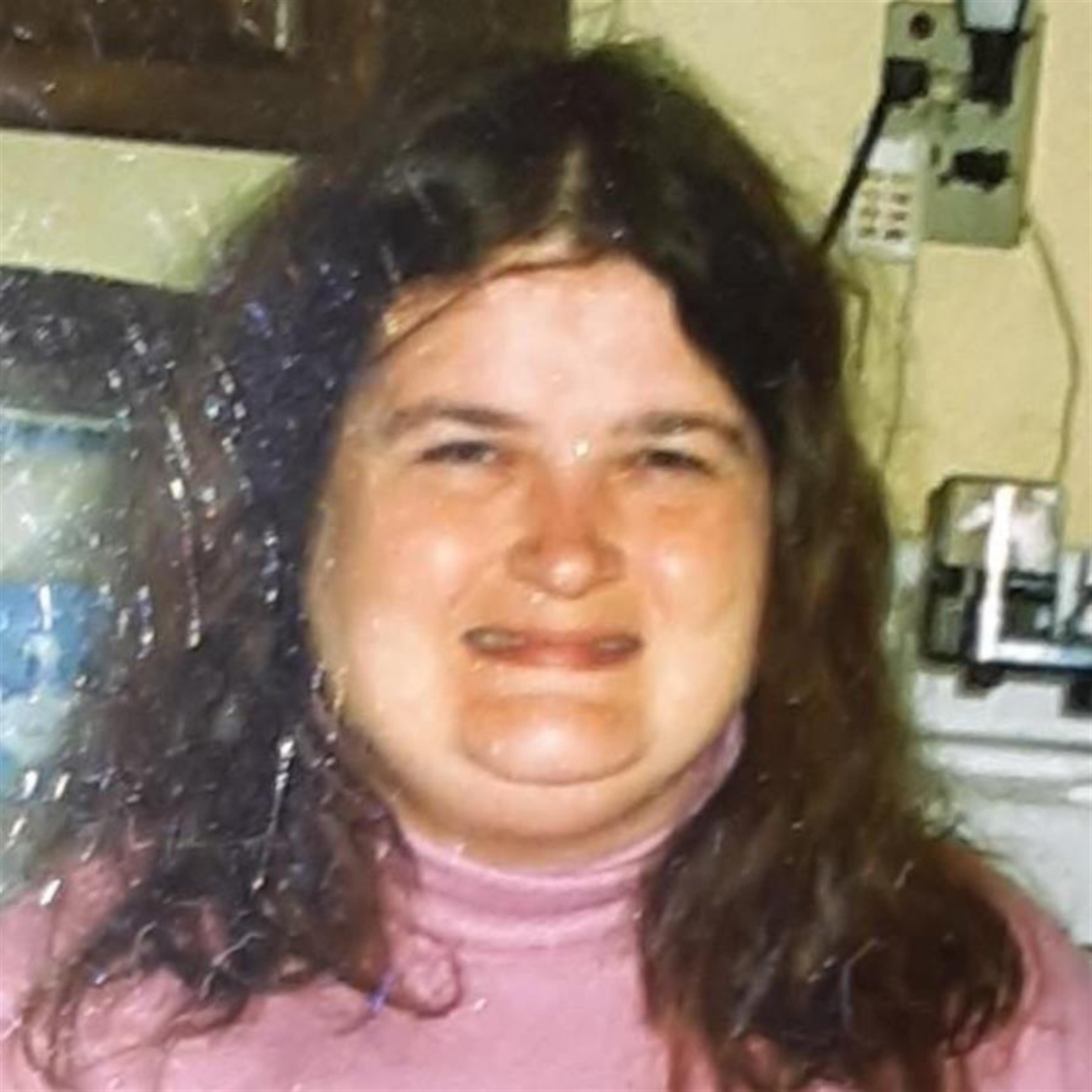 Carolyn Lou Cox