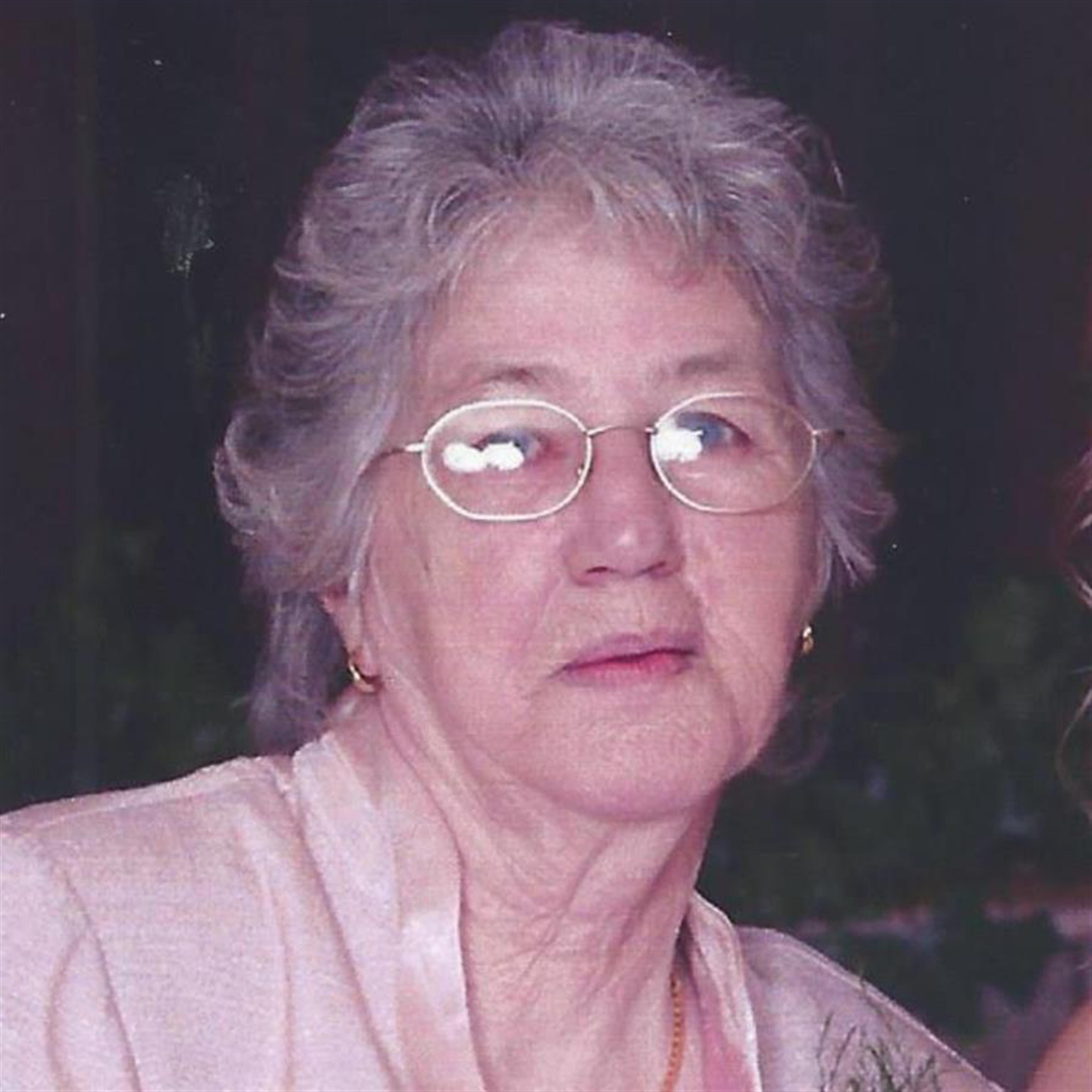 Elizabeth "Betty" Moore (Hartville)