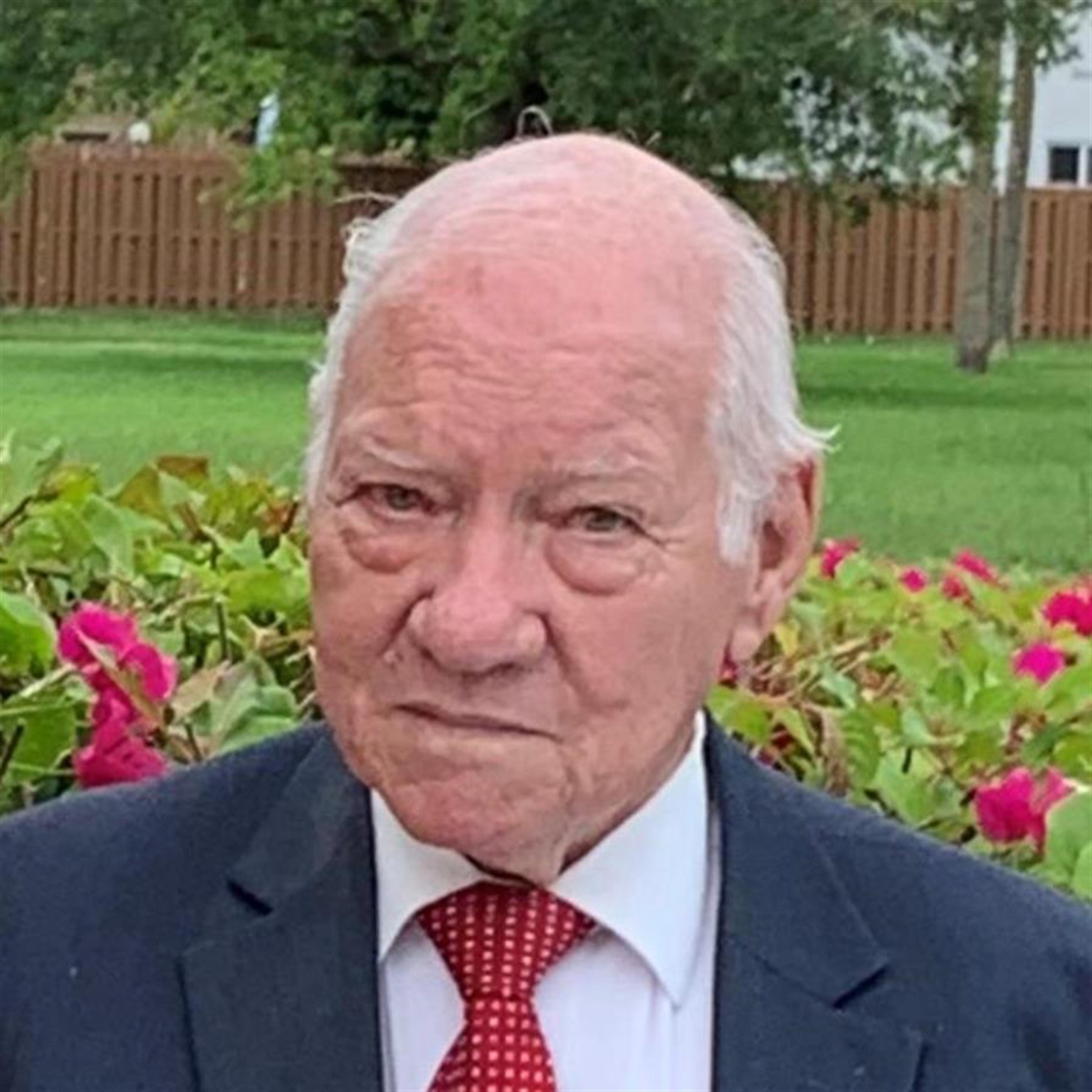 ERNESTO MARTINEZ