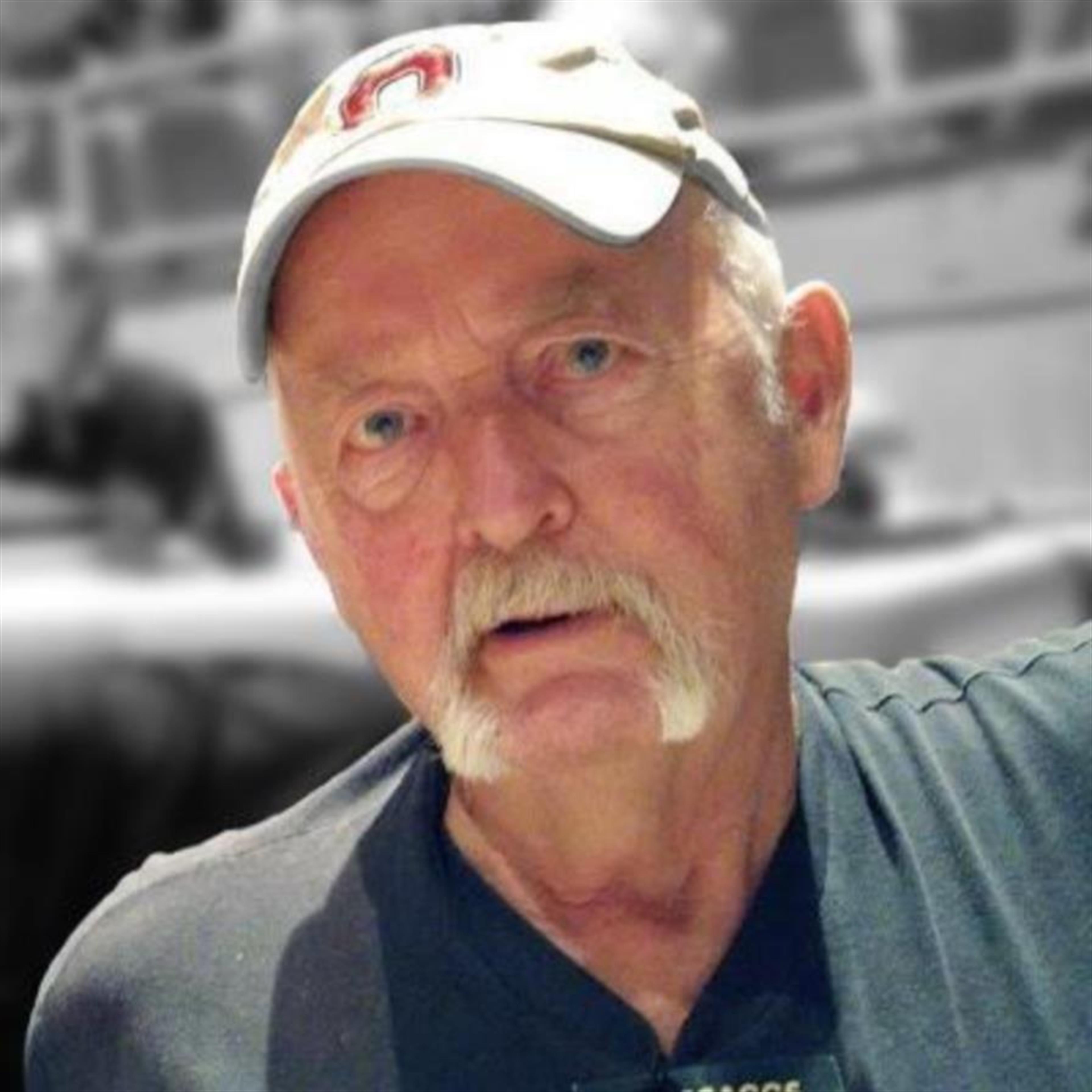 Thomas "Tom" Ashton Sigmund