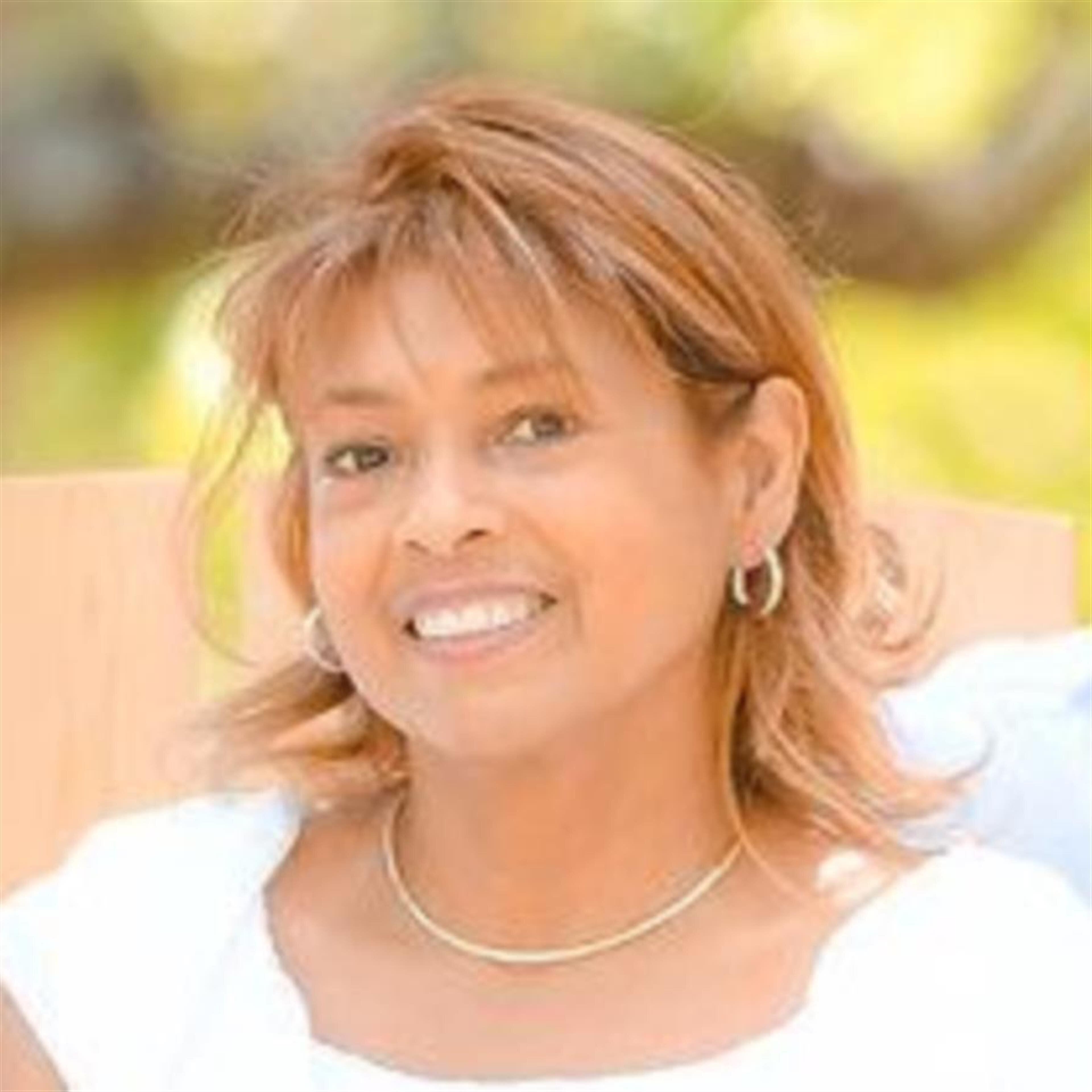 Carmen Emilia Carlos