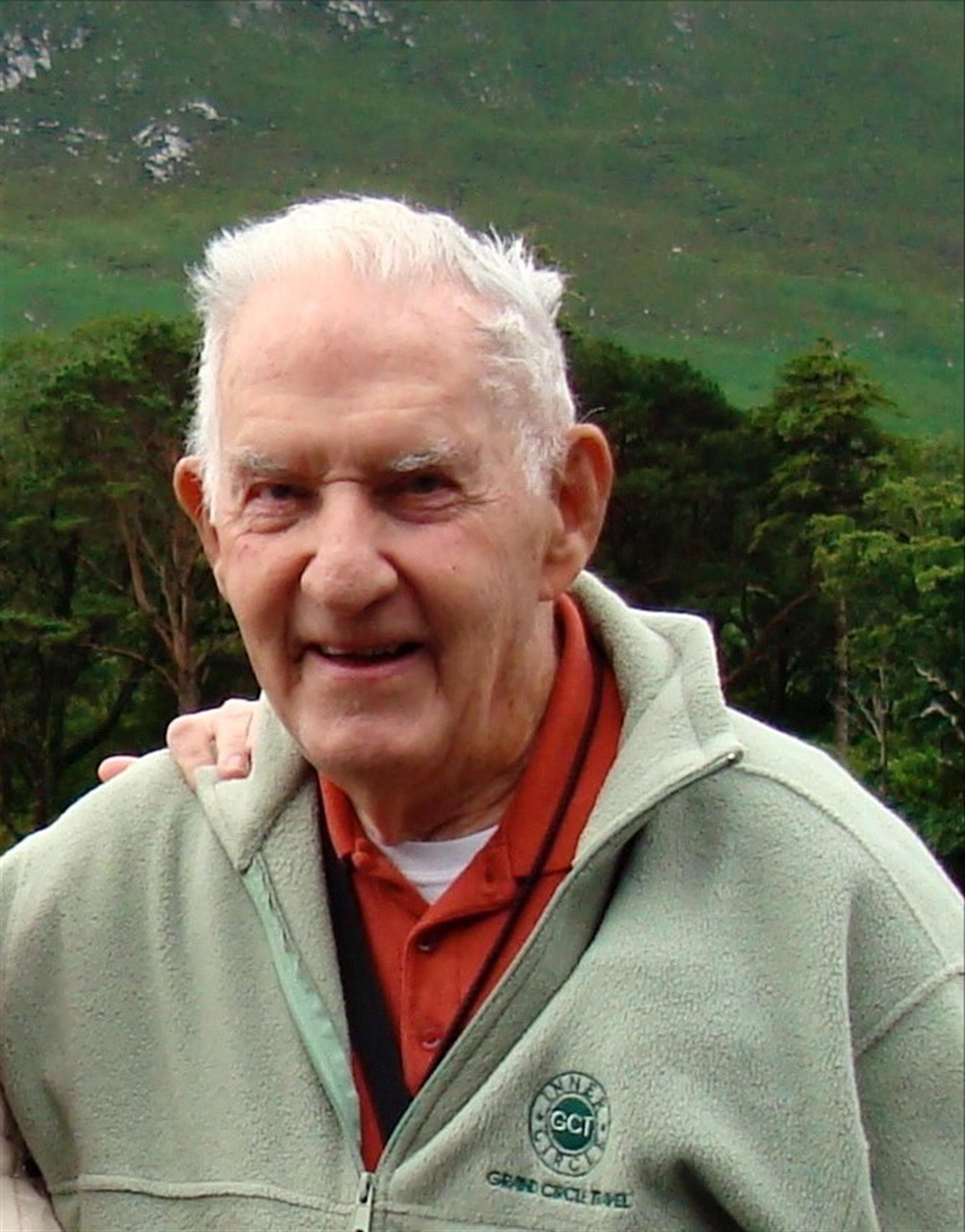Robert Ralza Mead