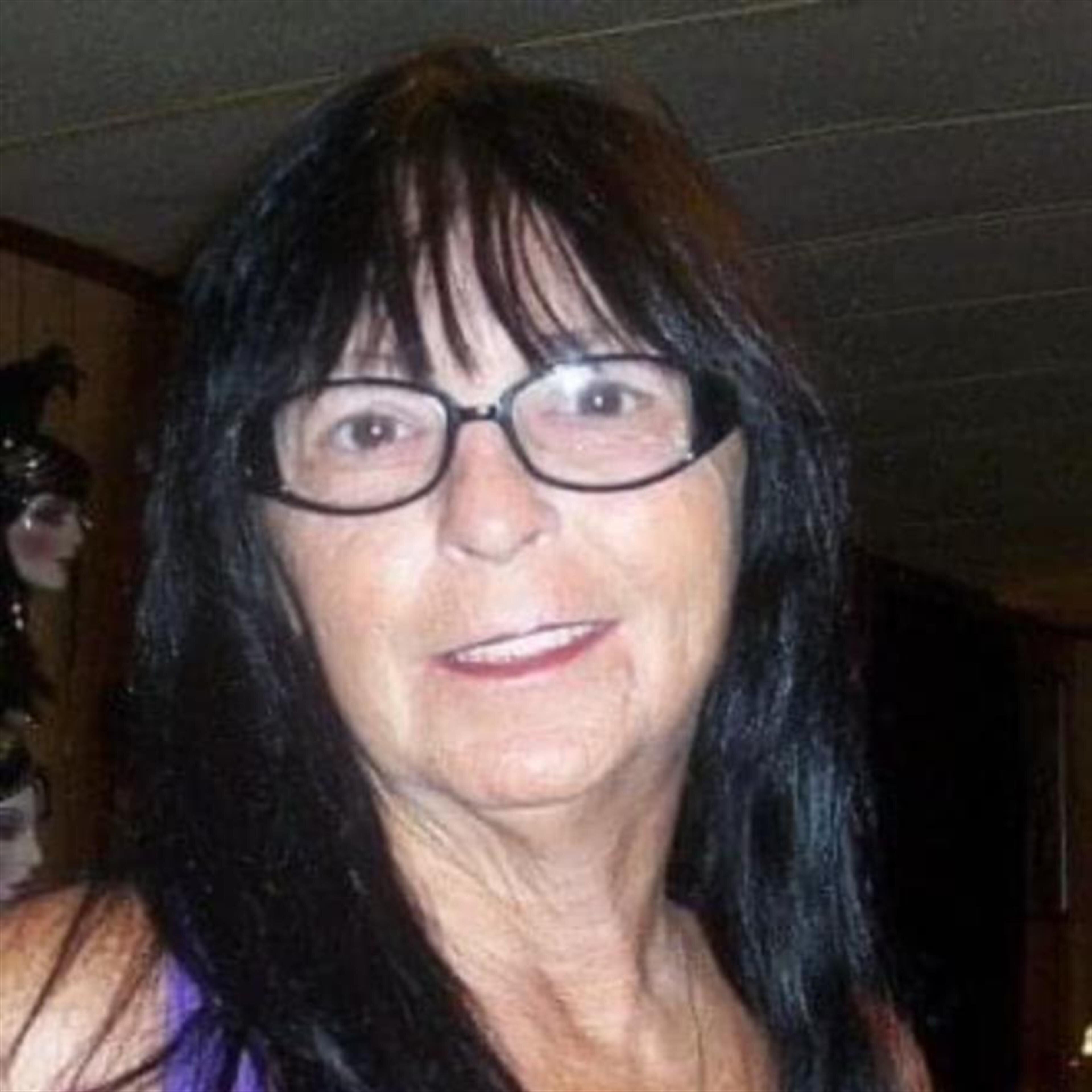 Johnnie Lynn Holguin