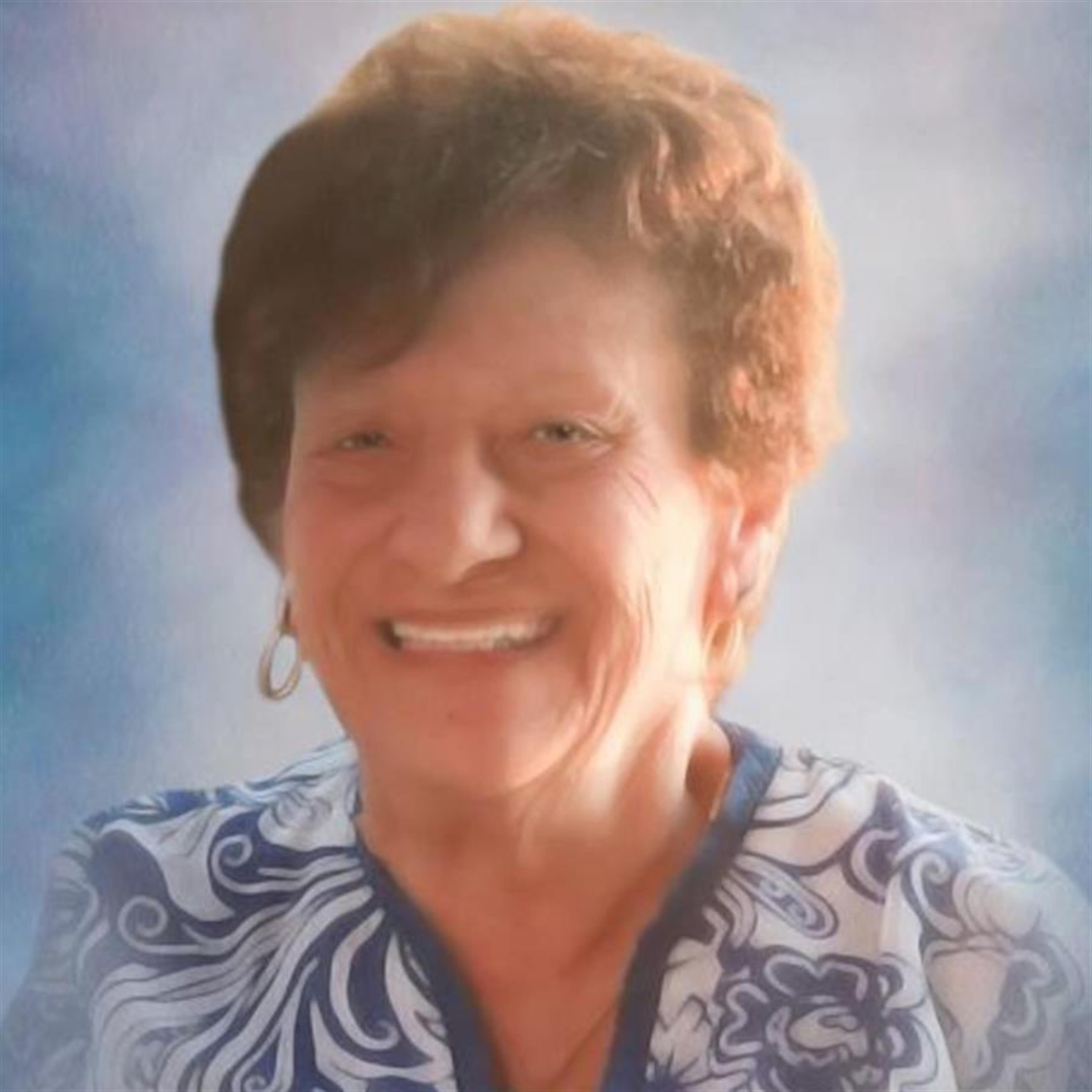 Carol M Estrella