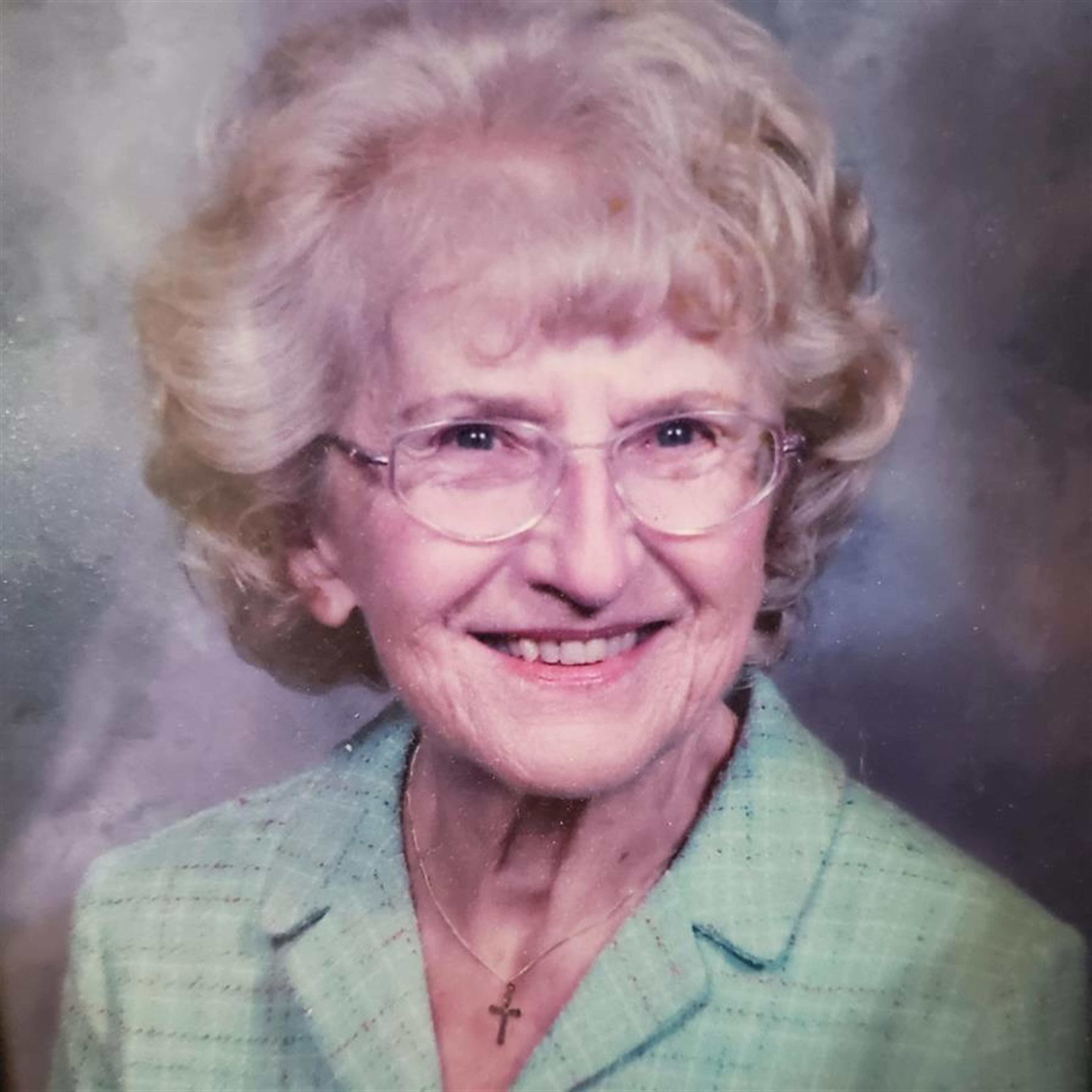 Kate G. Laxganger