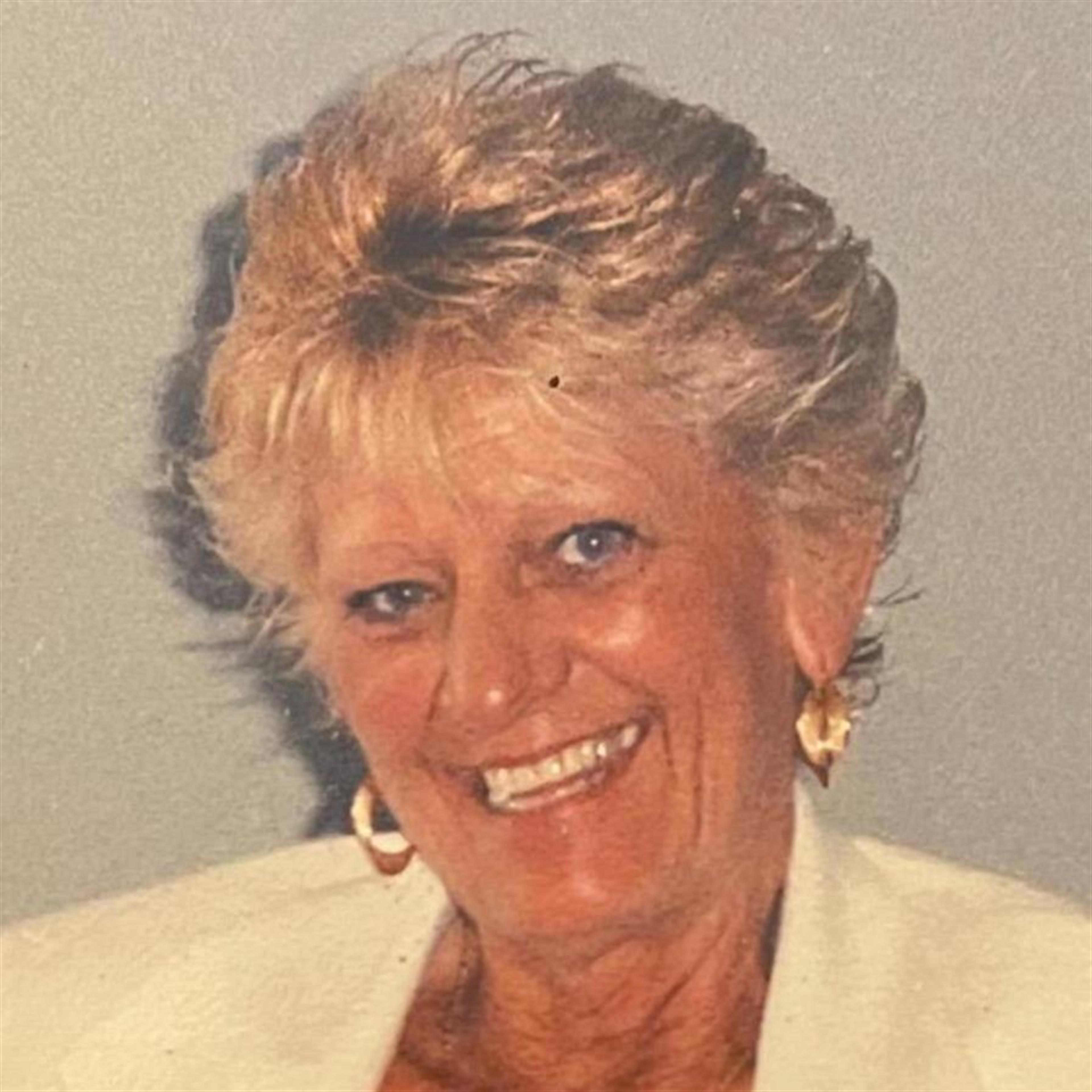 Mary Deloras Morales' obituary picture