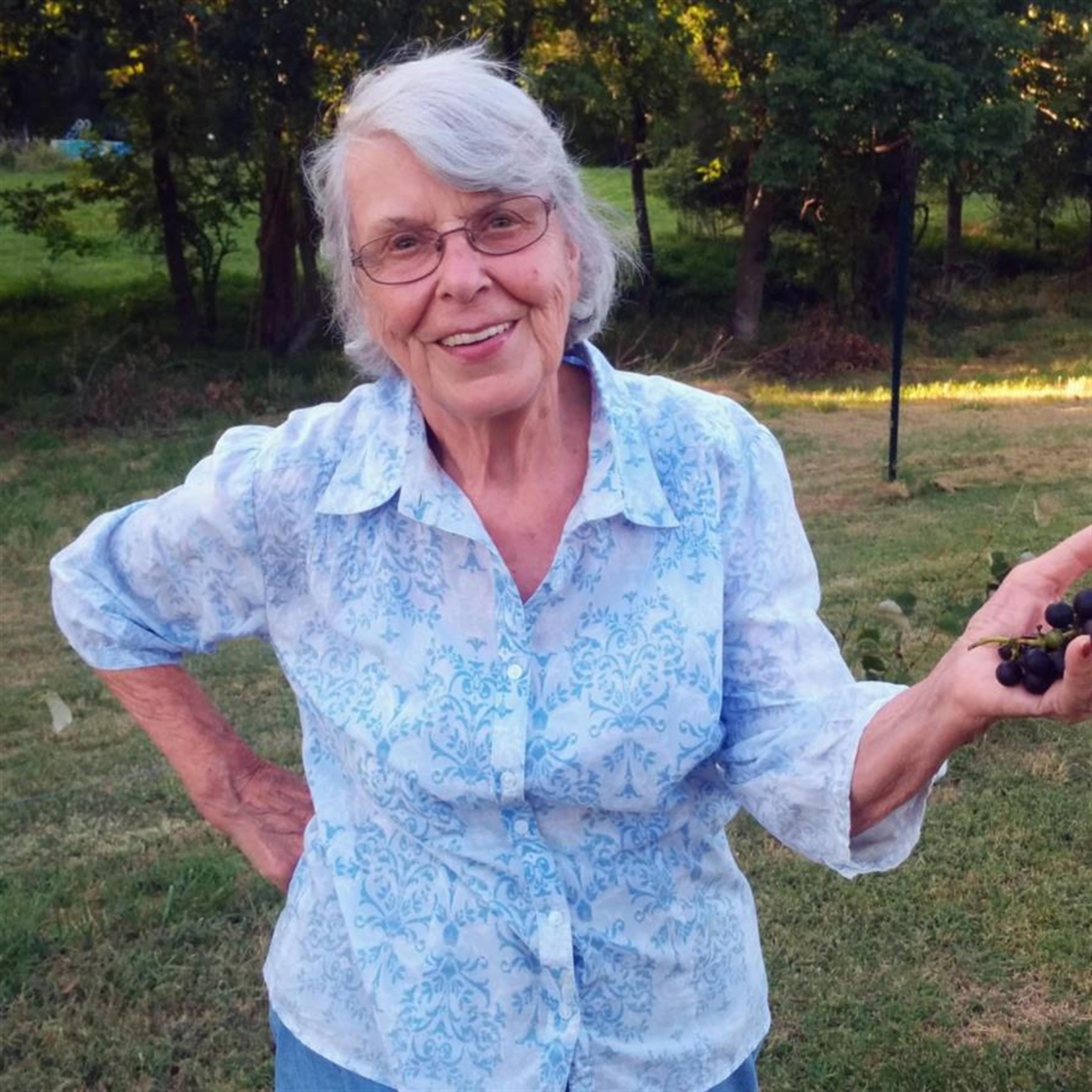 Shirley Edgecomb Hopkins