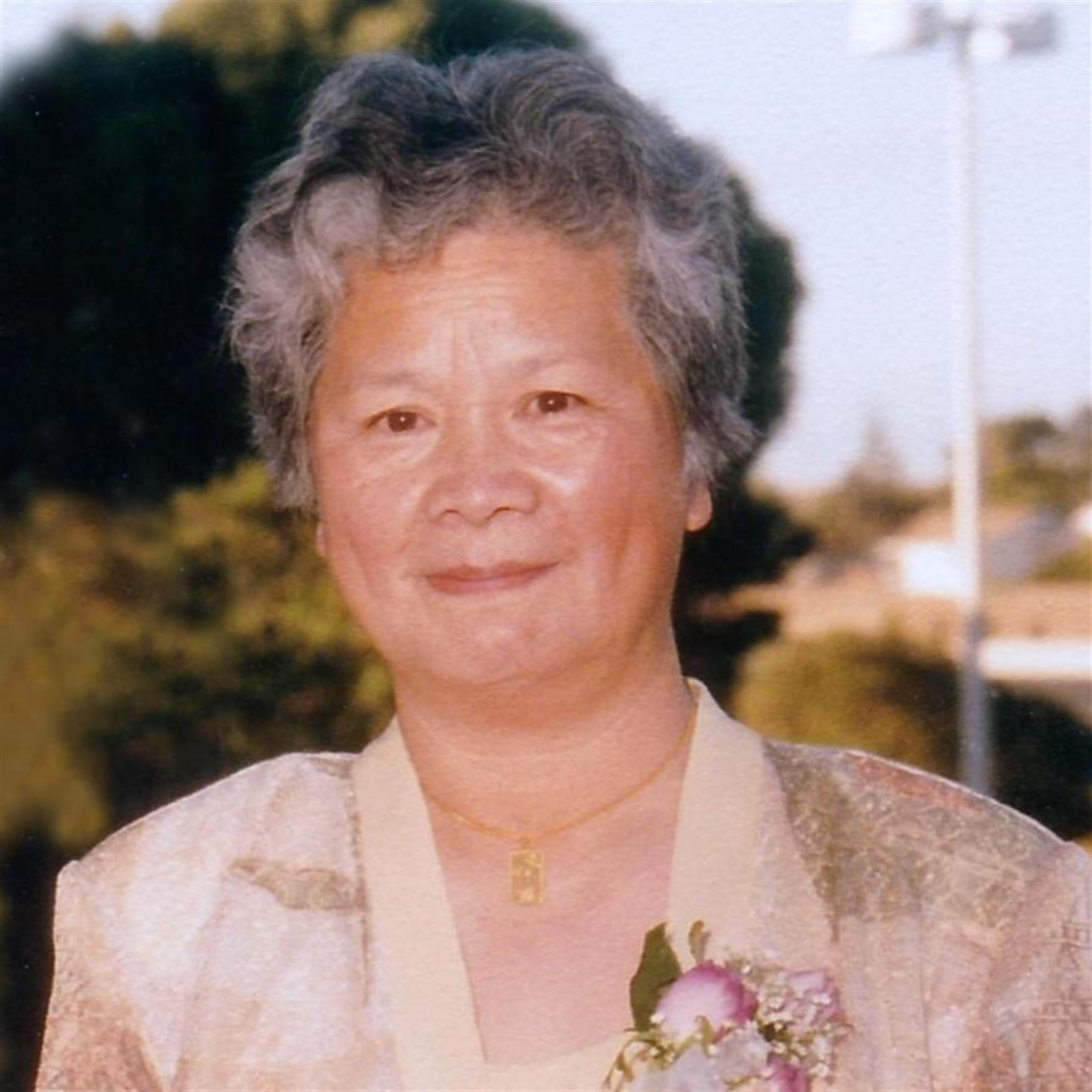 Joyce Chui Yin Owyang