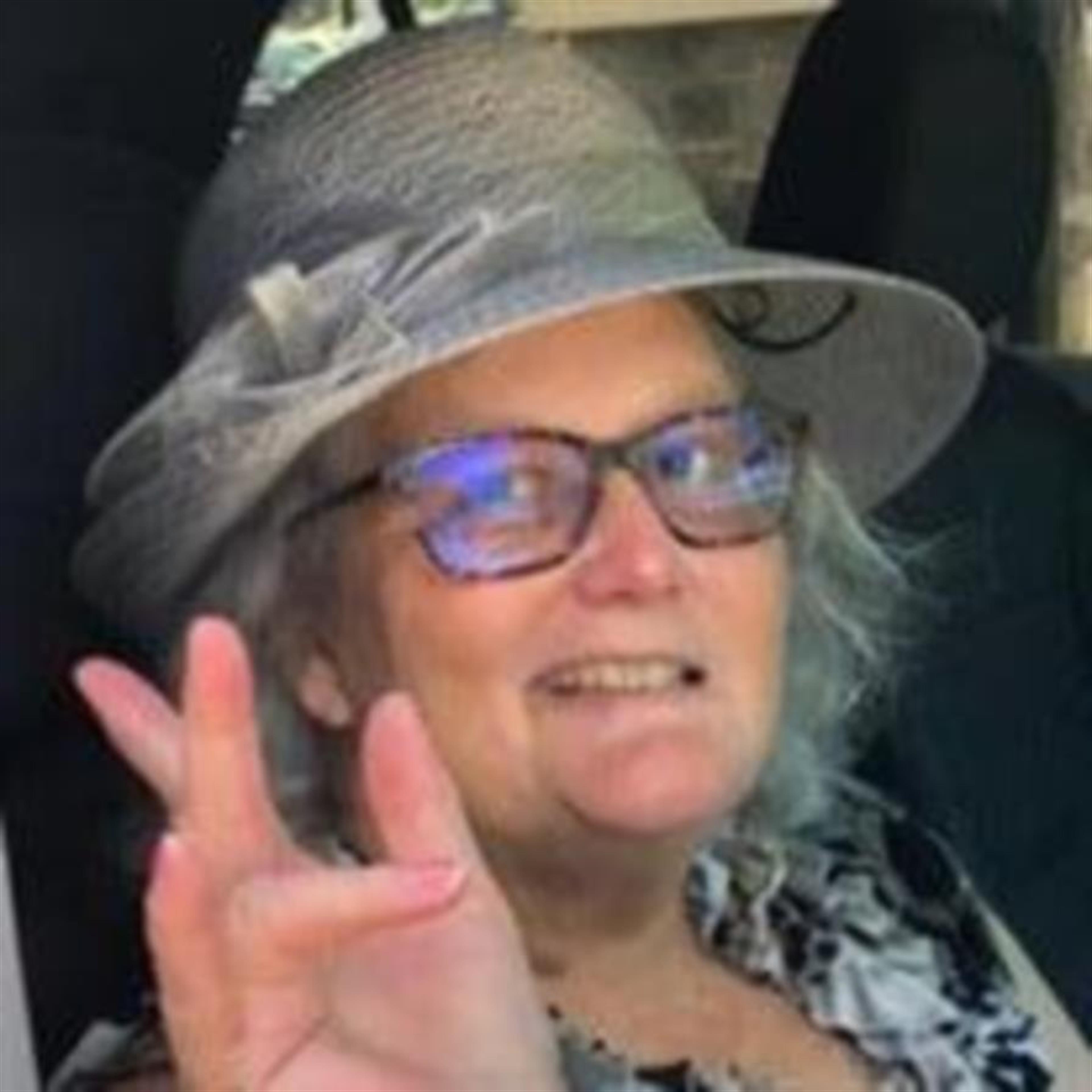 Carolyn Elizabeth Matthews' obituary picture