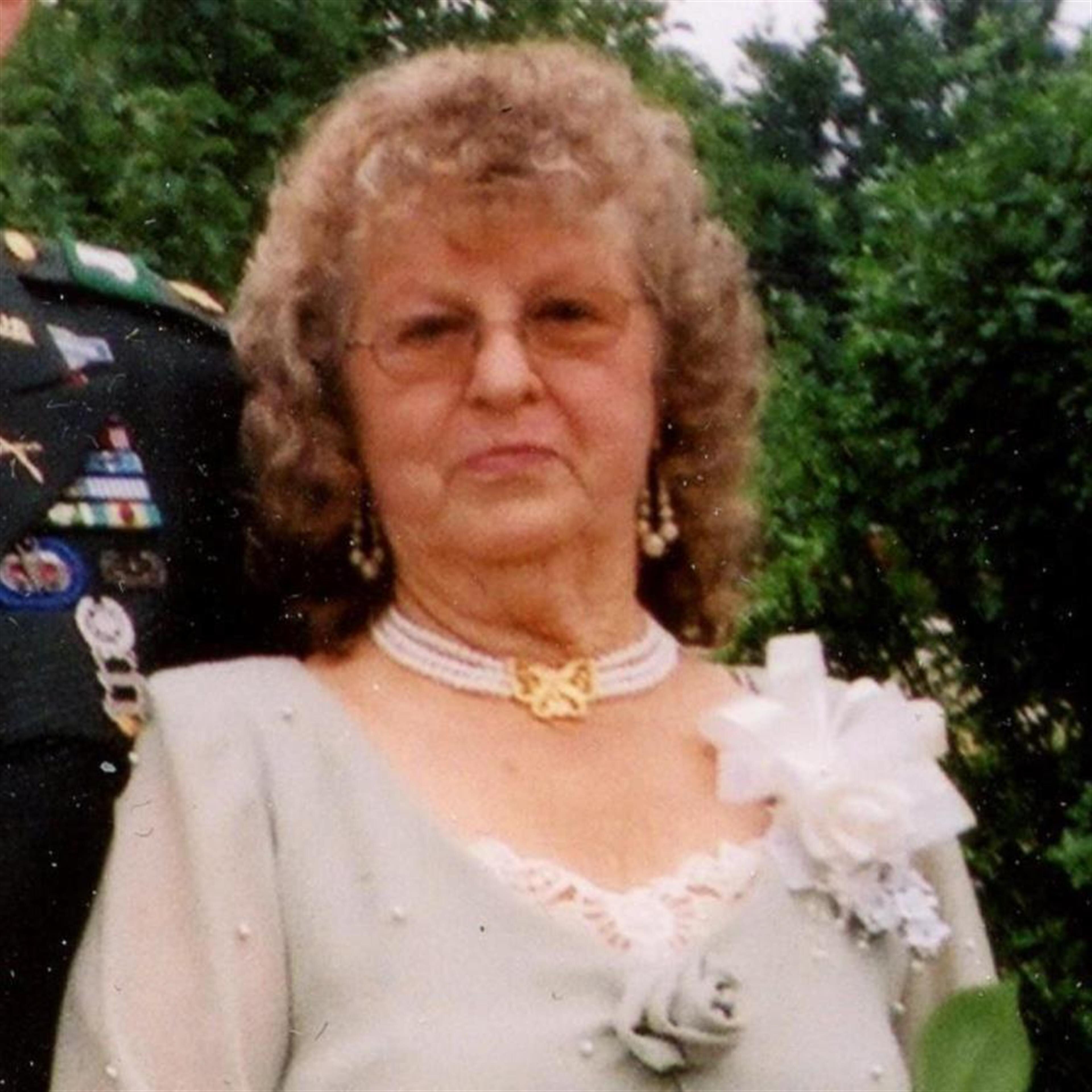 Mrs. Virginia Bell McKenzie