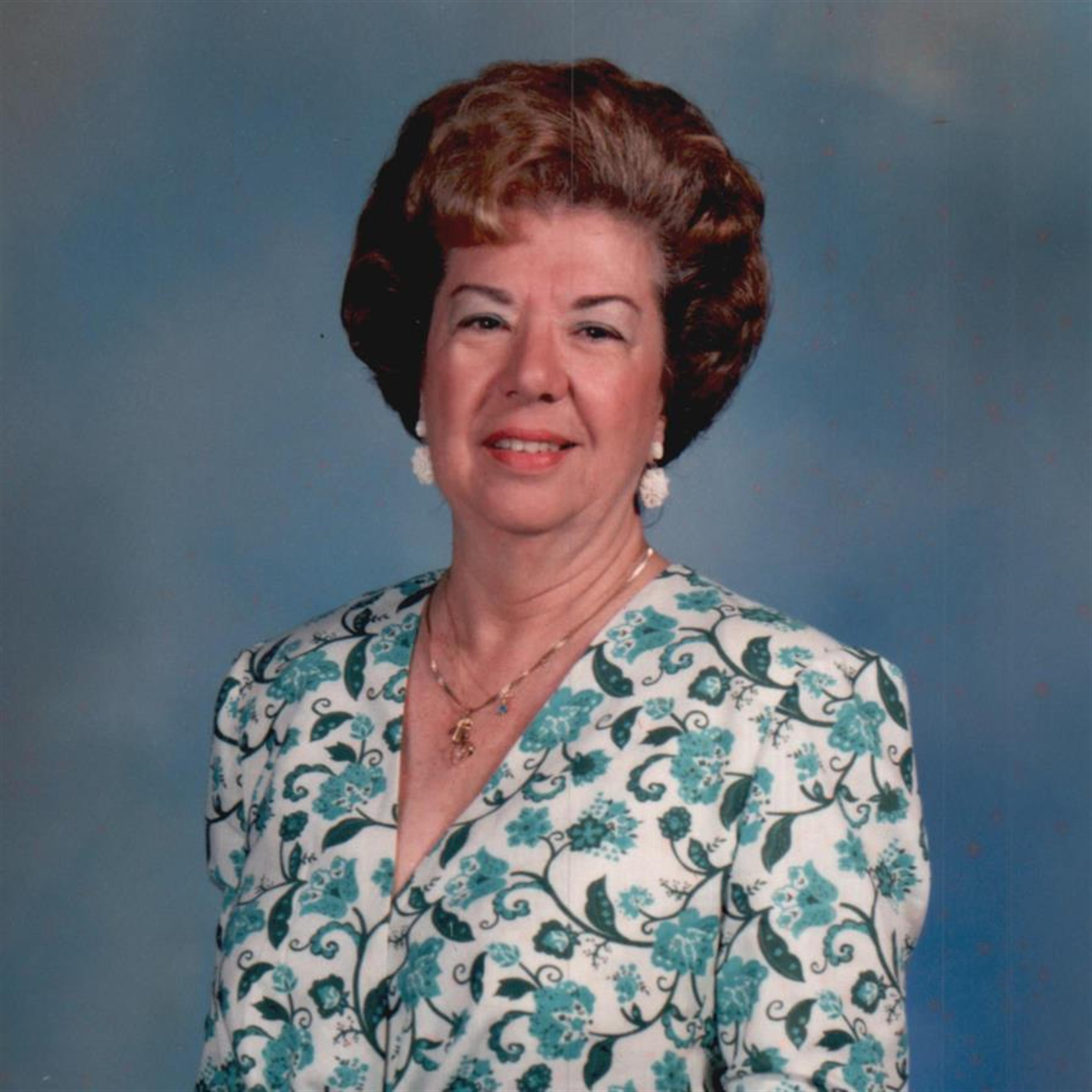Olga Ellis' obituary picture